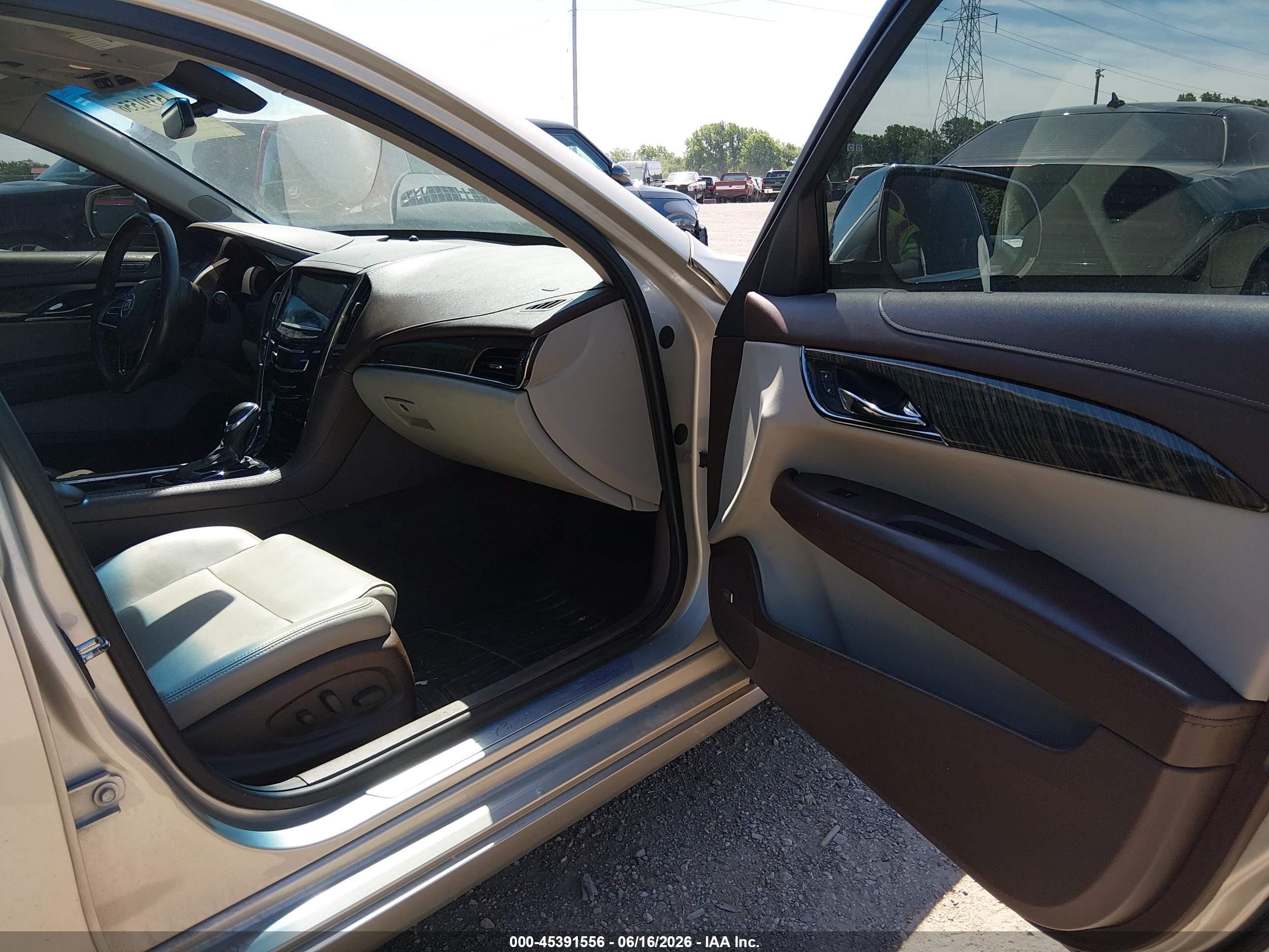 2014 Cadillac Ats Luxury Gold vin: 1G6AH5RXXE0192435