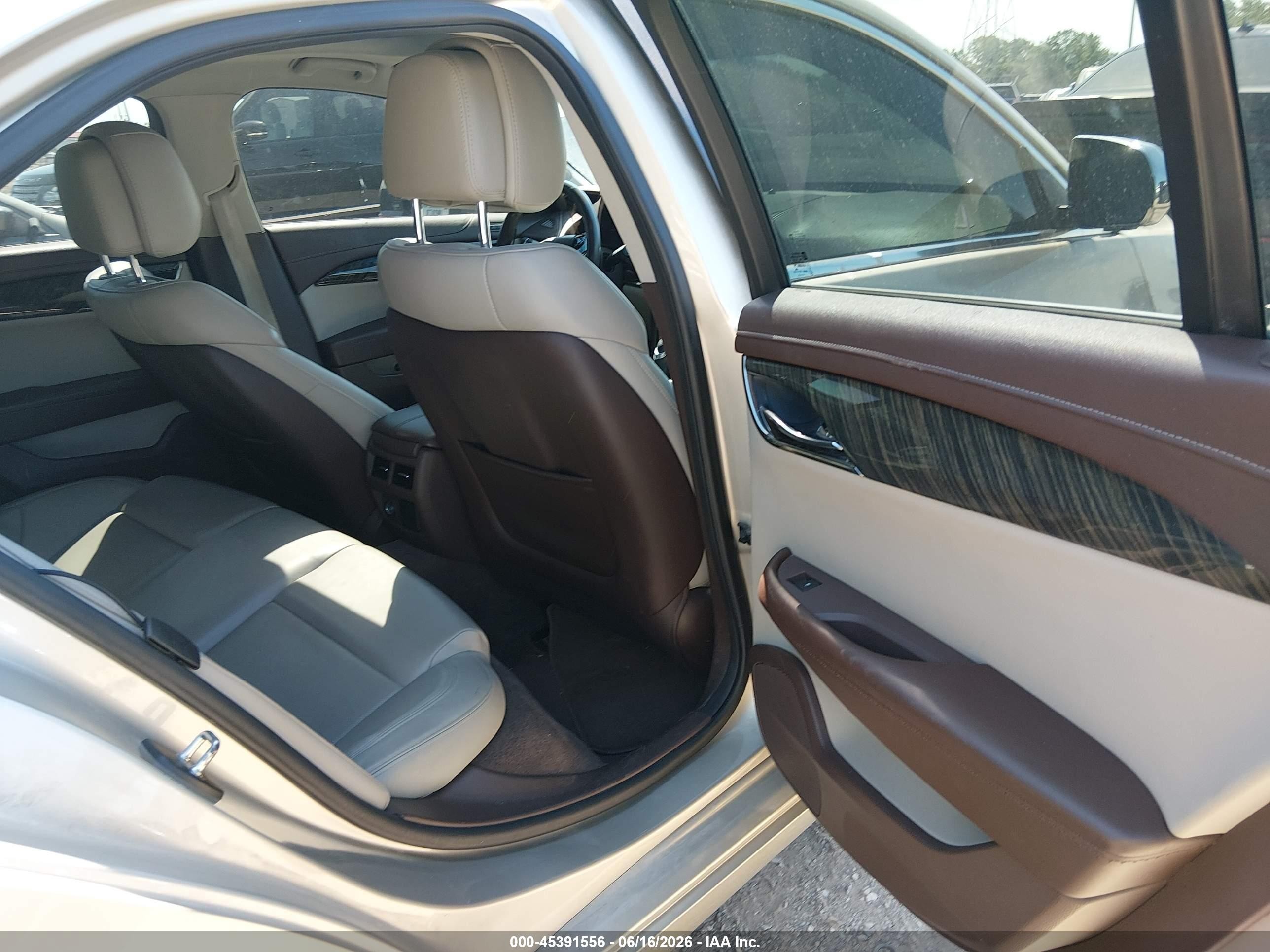 2014 Cadillac Ats Luxury Gold vin: 1G6AH5RXXE0192435