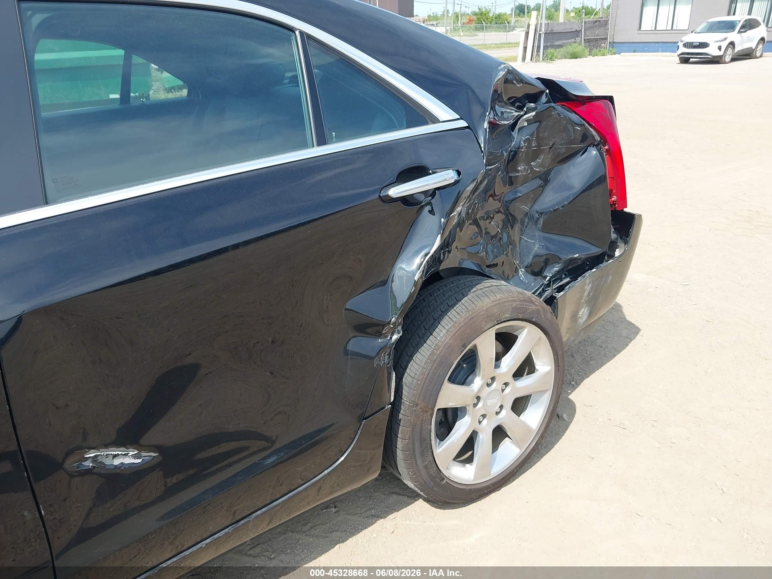 2015 Cadillac Ats Luxury Черный vin: 1G6AH5RXXF0106378