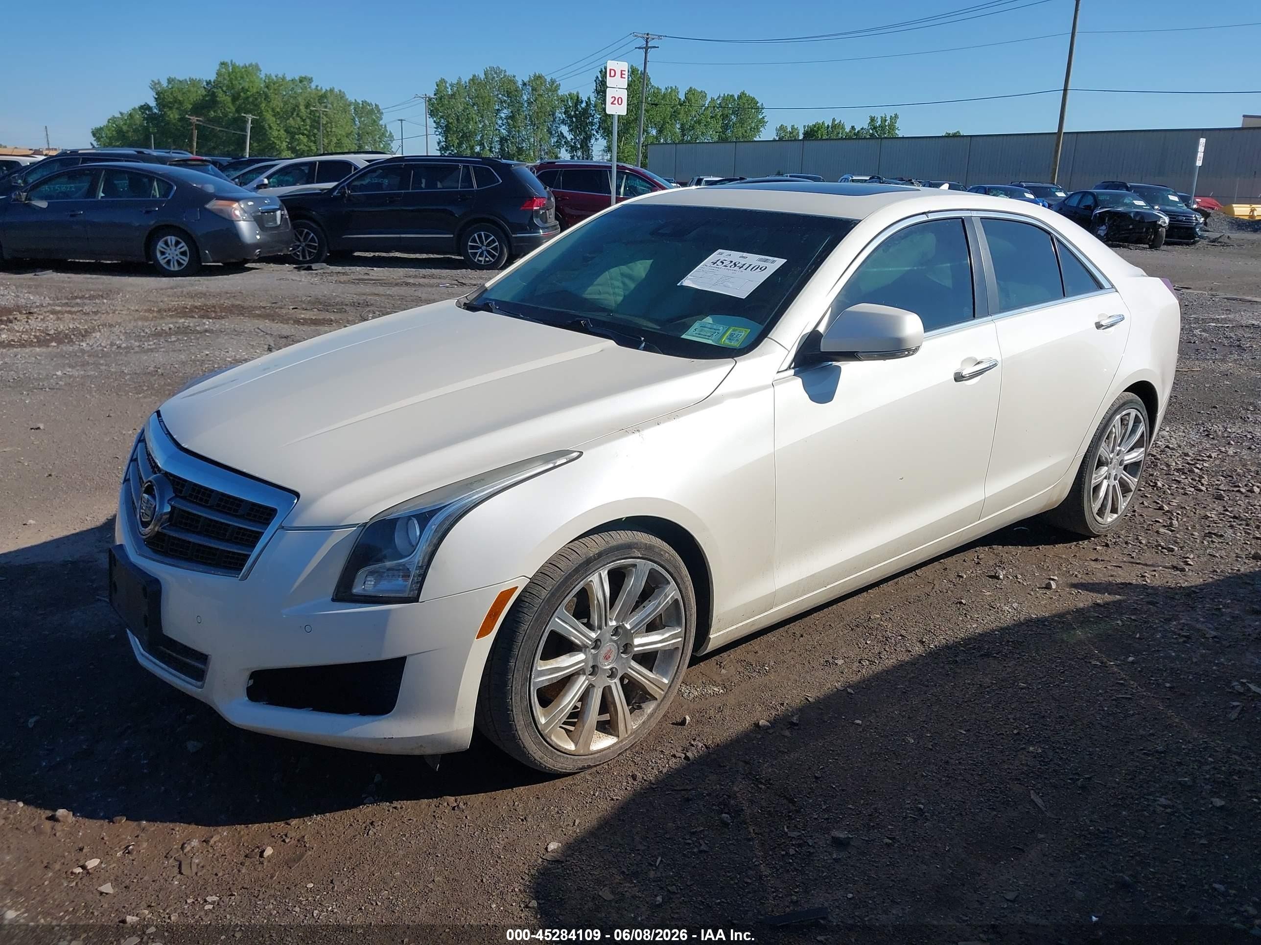 2014 Cadillac Ats Luxury White vin: 1G6AH5S39E0169686