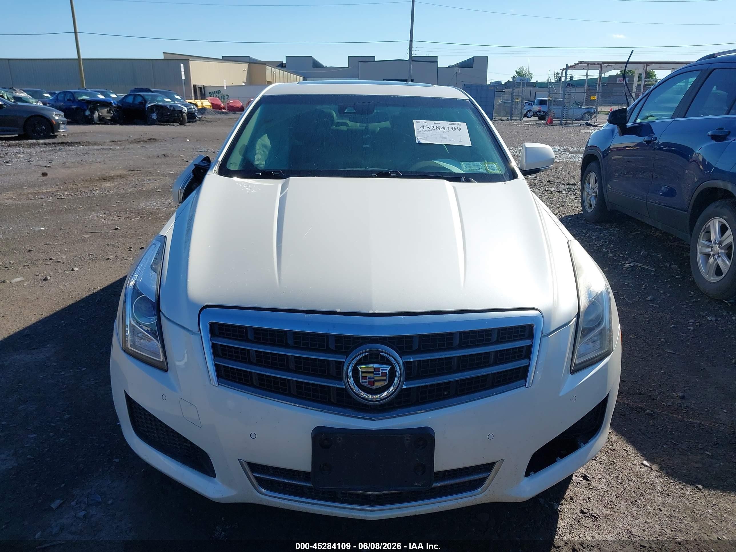 2014 Cadillac Ats Luxury White vin: 1G6AH5S39E0169686