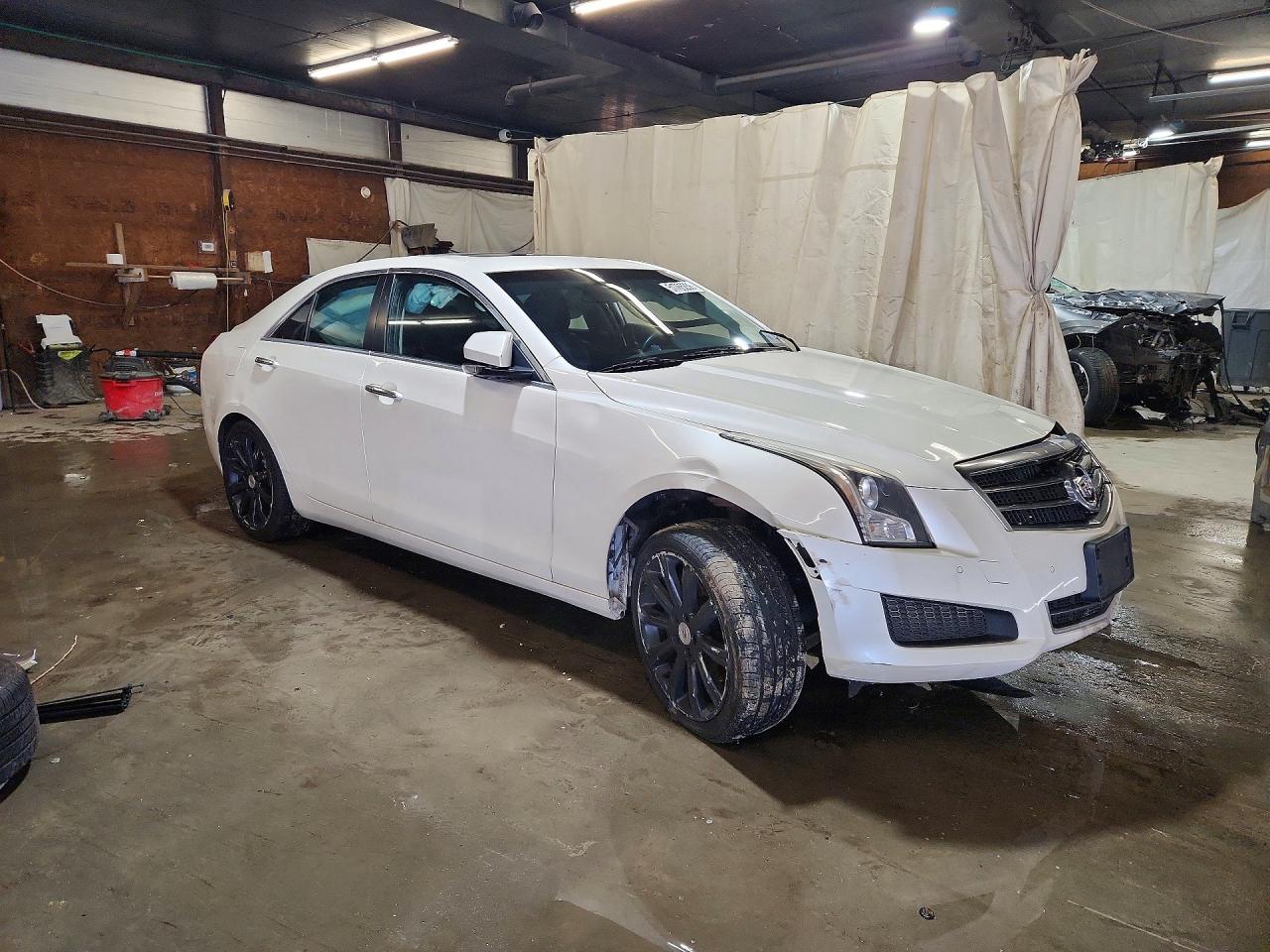 2014 Cadillac Ats Luxury White vin: 1G6AH5SX1E0132831
