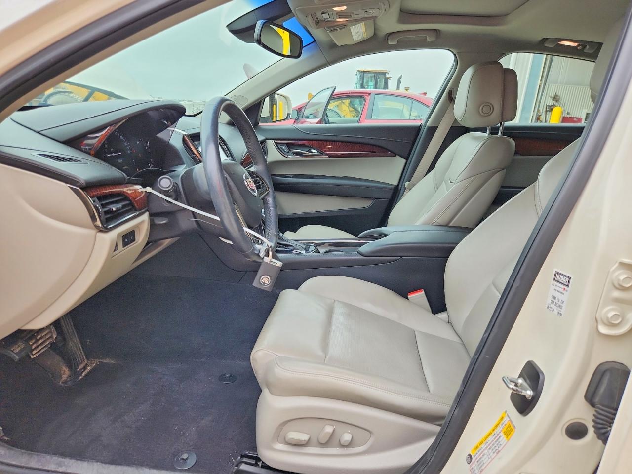 2013 Cadillac Ats Luxury Белый vin: 1G6AH5SX6D0133651