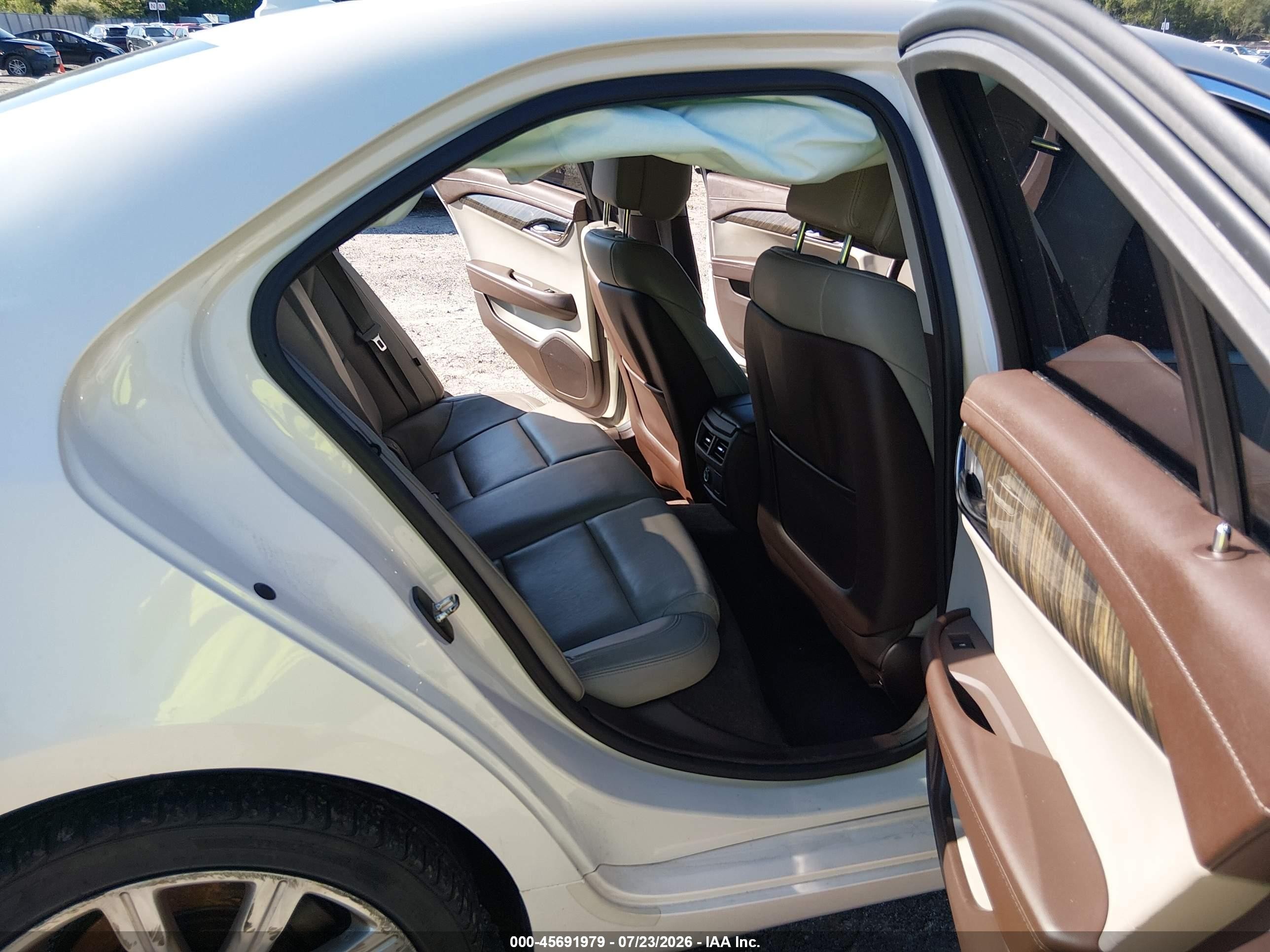 2014 Cadillac Ats Luxury White vin: 1G6AH5SX9E0102007