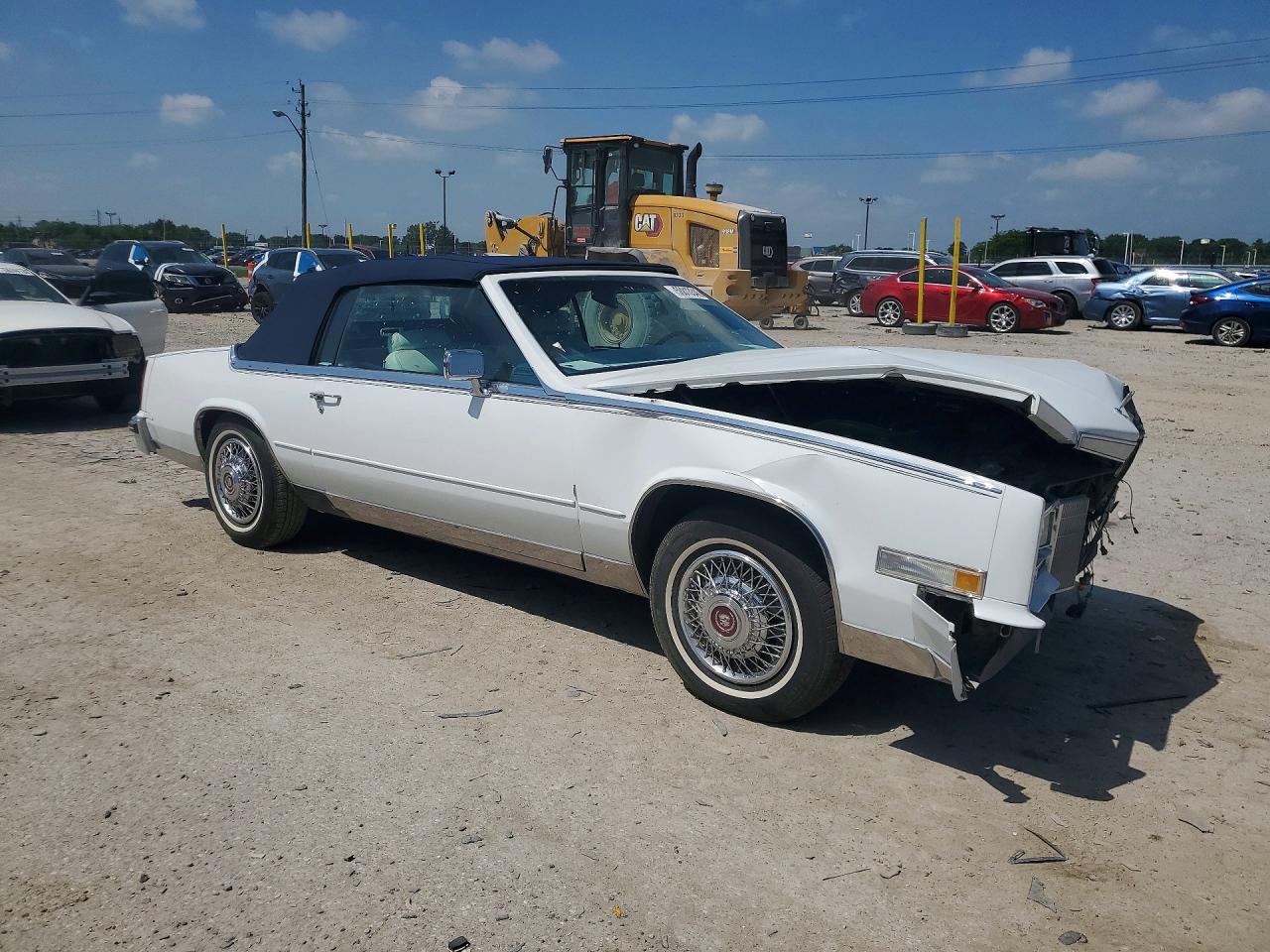 1984 Cadillac Eldorado Biarritz Белый vin: 1G6AL6782EE614748
