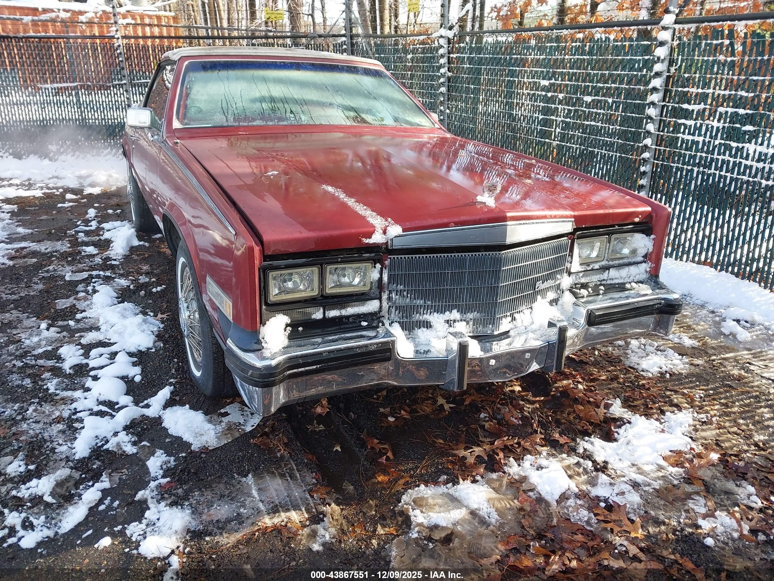1984 Cadillac Eldorado Biarritz Красный vin: 1G6AL6789EE650565