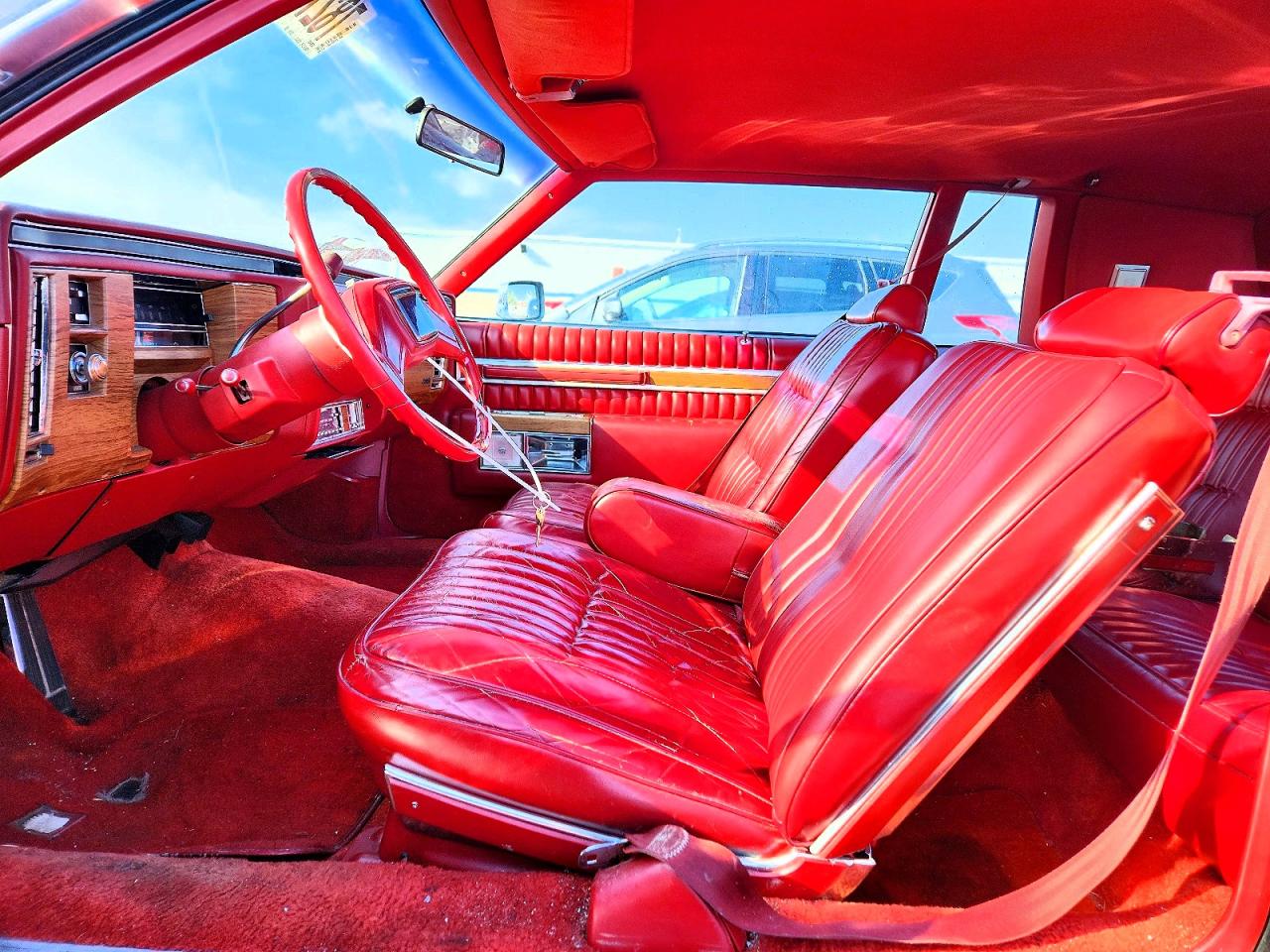 1984 Cadillac Deville Black vin: 1G6AM4787E9070662