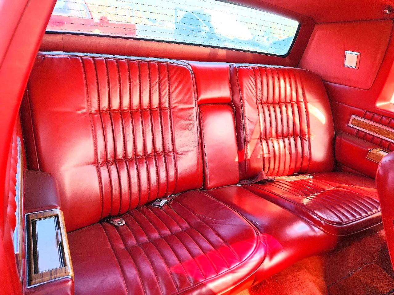 1984 Cadillac Deville Black vin: 1G6AM4787E9070662