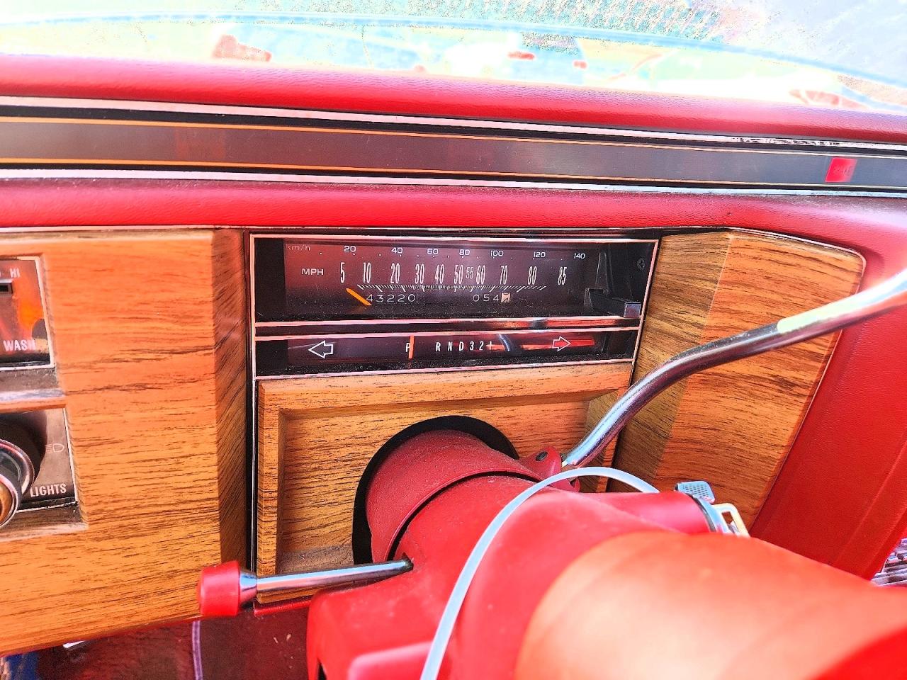 1984 Cadillac Deville Black vin: 1G6AM4787E9070662