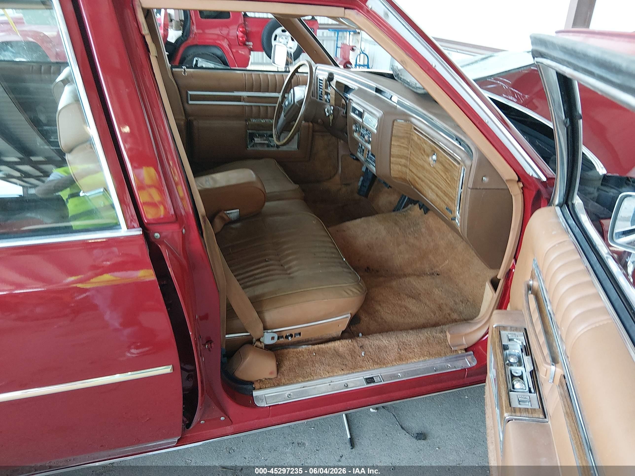 1984 Cadillac Deville   Red vin: 1G6AM6981E9144537