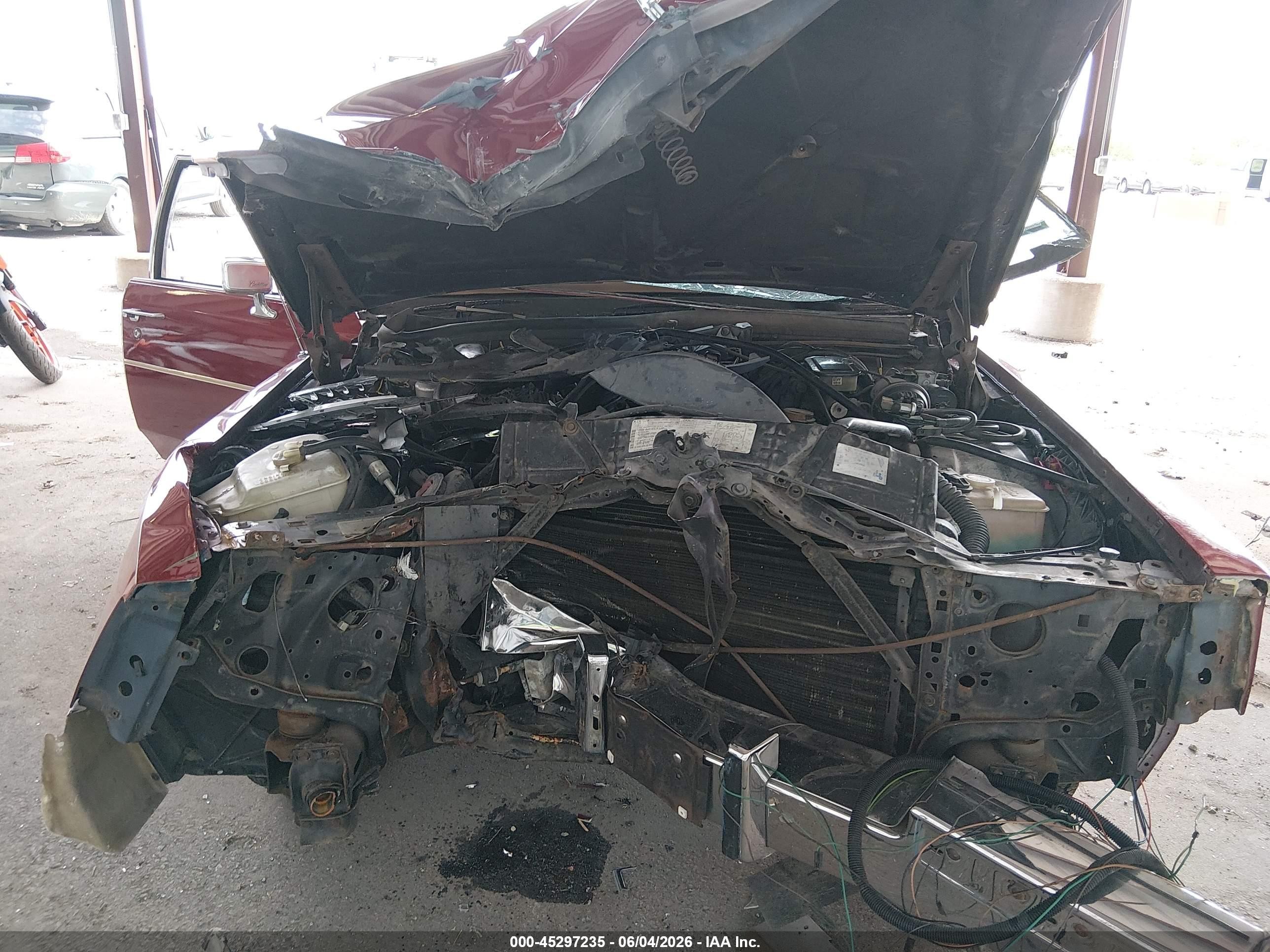 1984 Cadillac Deville   Red vin: 1G6AM6981E9144537