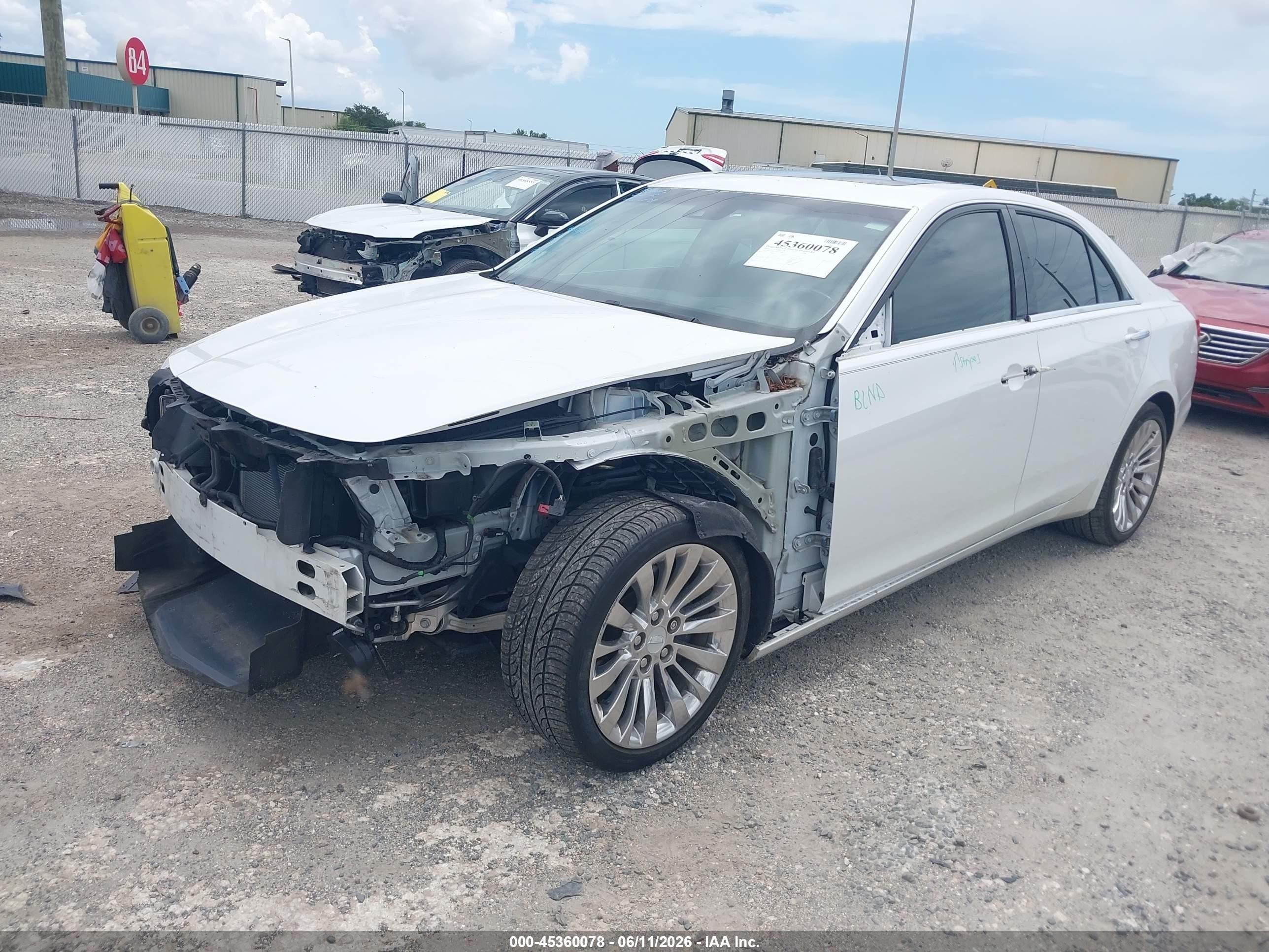 2015 Cadillac Cts Luxury White vin: 1G6AR5S31F0125146