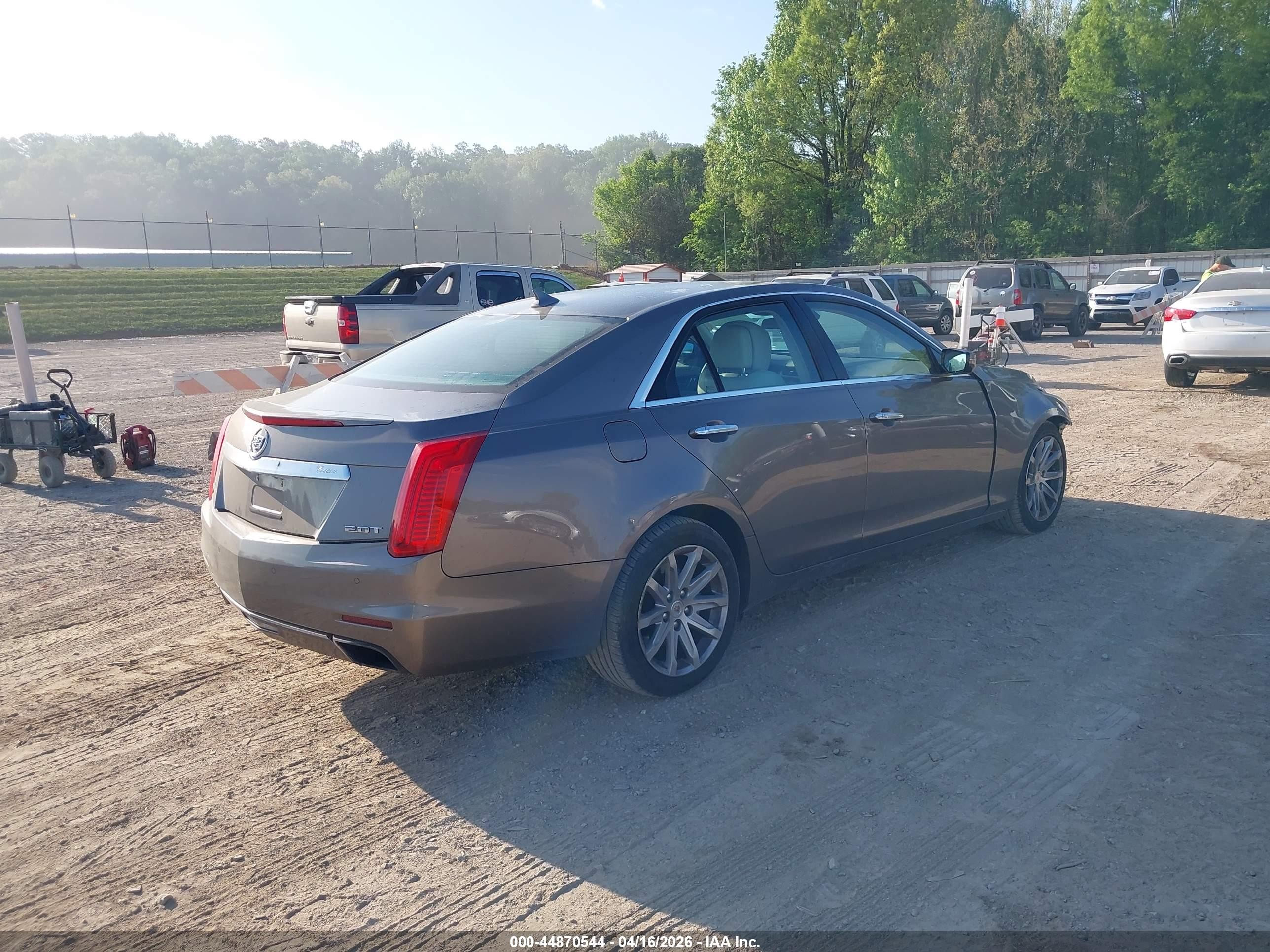 2014 Cadillac Cts Luxury Золотой vin: 1G6AR5SX0E0171505