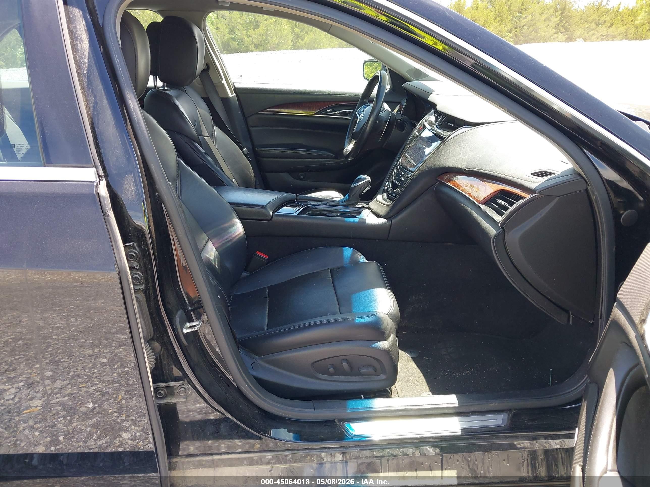 2014 Cadillac Cts Luxury Черный vin: 1G6AR5SX7E0141921