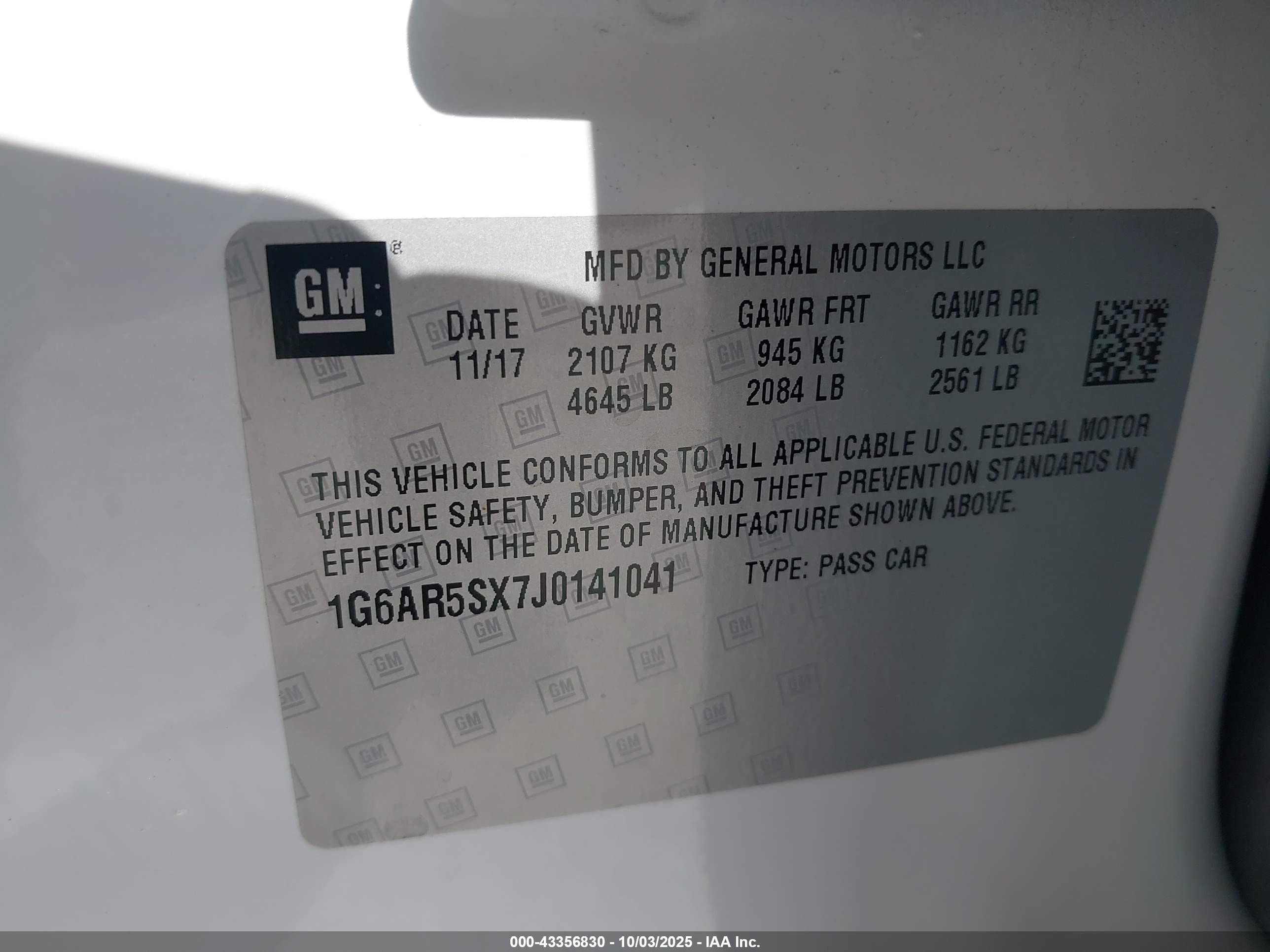 2018 Cadillac Cts Luxury White vin: 1G6AR5SX7J0141041