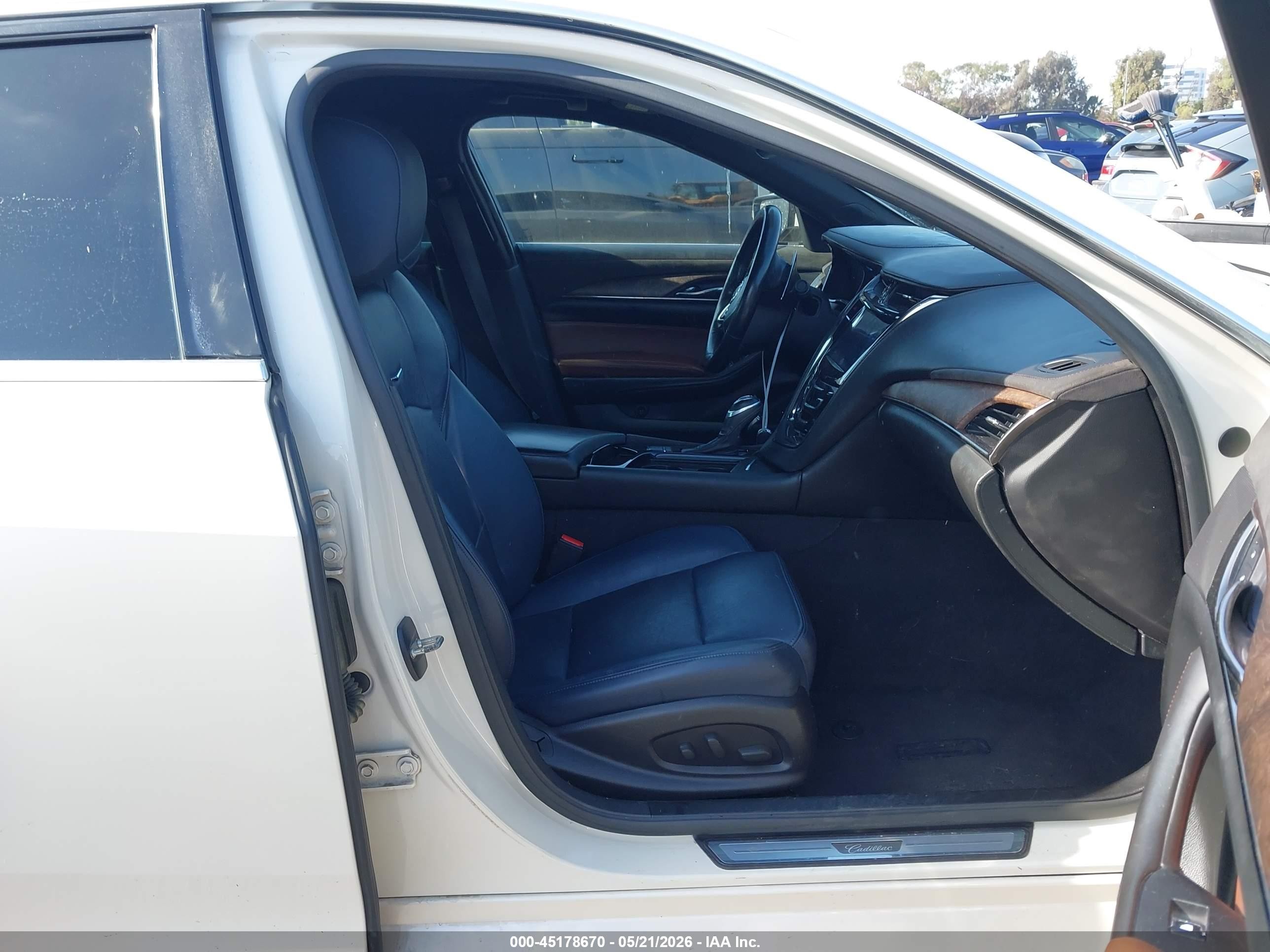 2014 Cadillac Cts Vsport Premium Cream vin: 1G6AV5S87E0163180