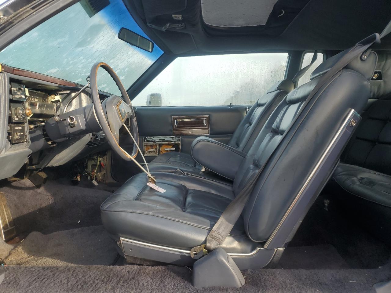 1984 Cadillac Fleetwood Brougham Blue vin: 1G6AW478XE9072013