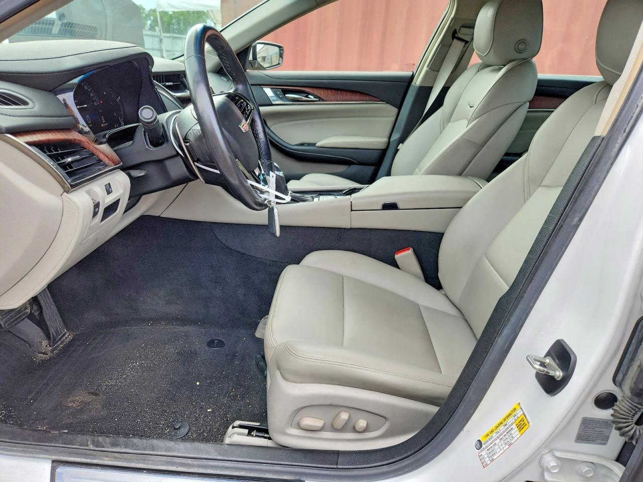2015 Cadillac Cts Белый vin: 1G6AW5SX8F0111126
