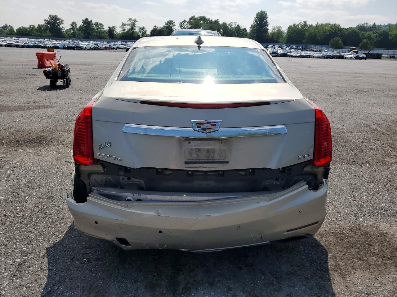 2015 Cadillac Cts Luxury Collection Tan vin: 1G6AX5S30F0118565