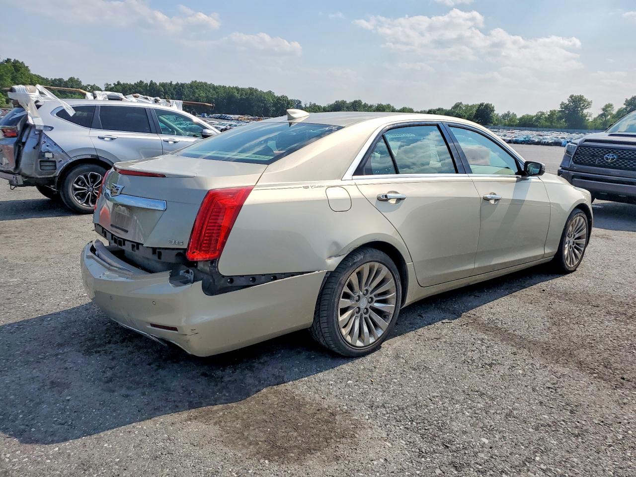 2015 Cadillac Cts Luxury Collection Tan vin: 1G6AX5S30F0118565