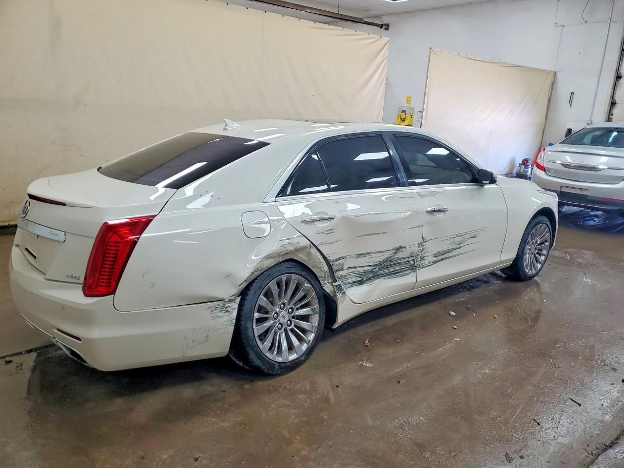 2014 Cadillac Cts Luxury Collection Бежевый vin: 1G6AX5S33E0175132