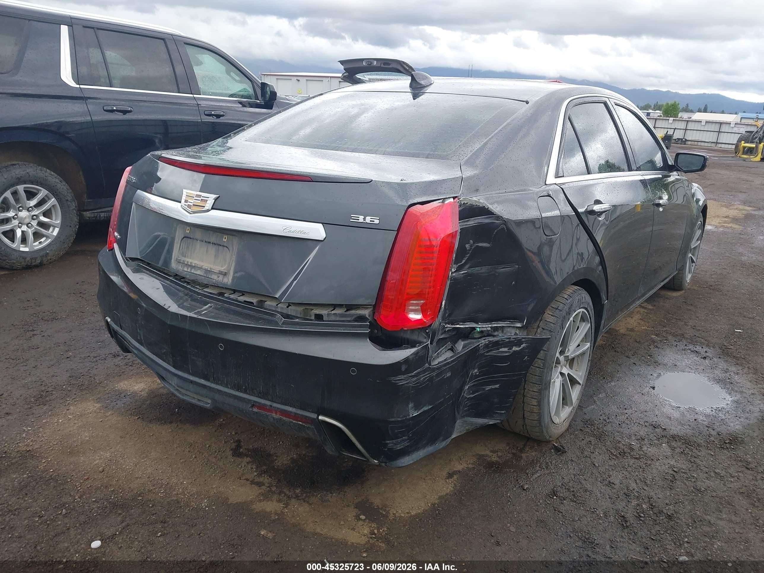 2018 Cadillac Cts Luxury Gray vin: 1G6AX5SSXJ0148978