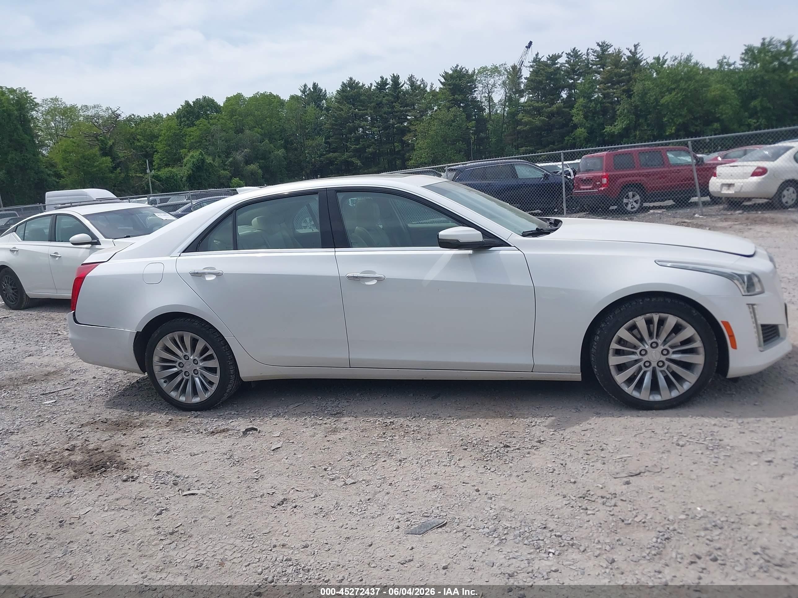 2015 Cadillac Cts Luxury White vin: 1G6AX5SX1F0135930