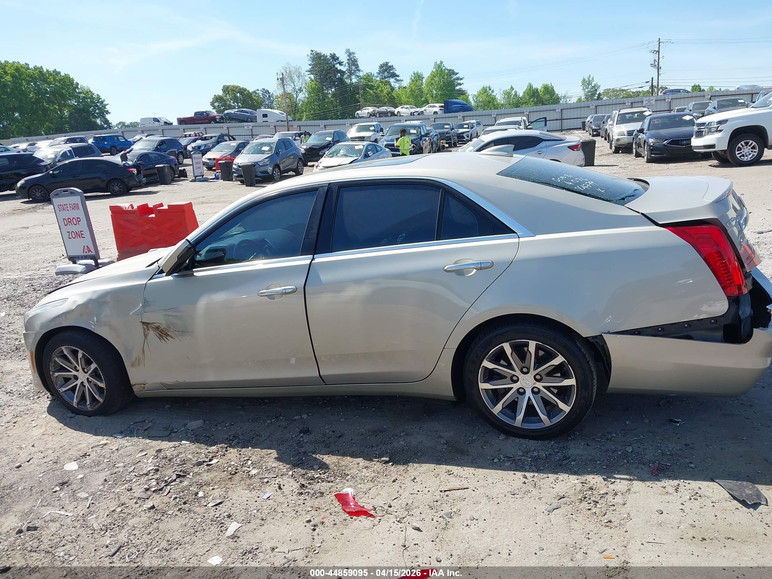 2016 Cadillac Cts Luxury Collection Gold vin: 1G6AX5SX1G0124279