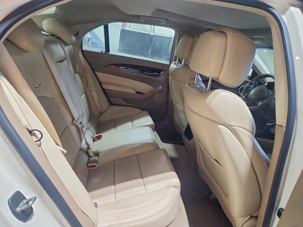 2014 Cadillac Cts Luxury Collection White vin: 1G6AX5SX5E0148307