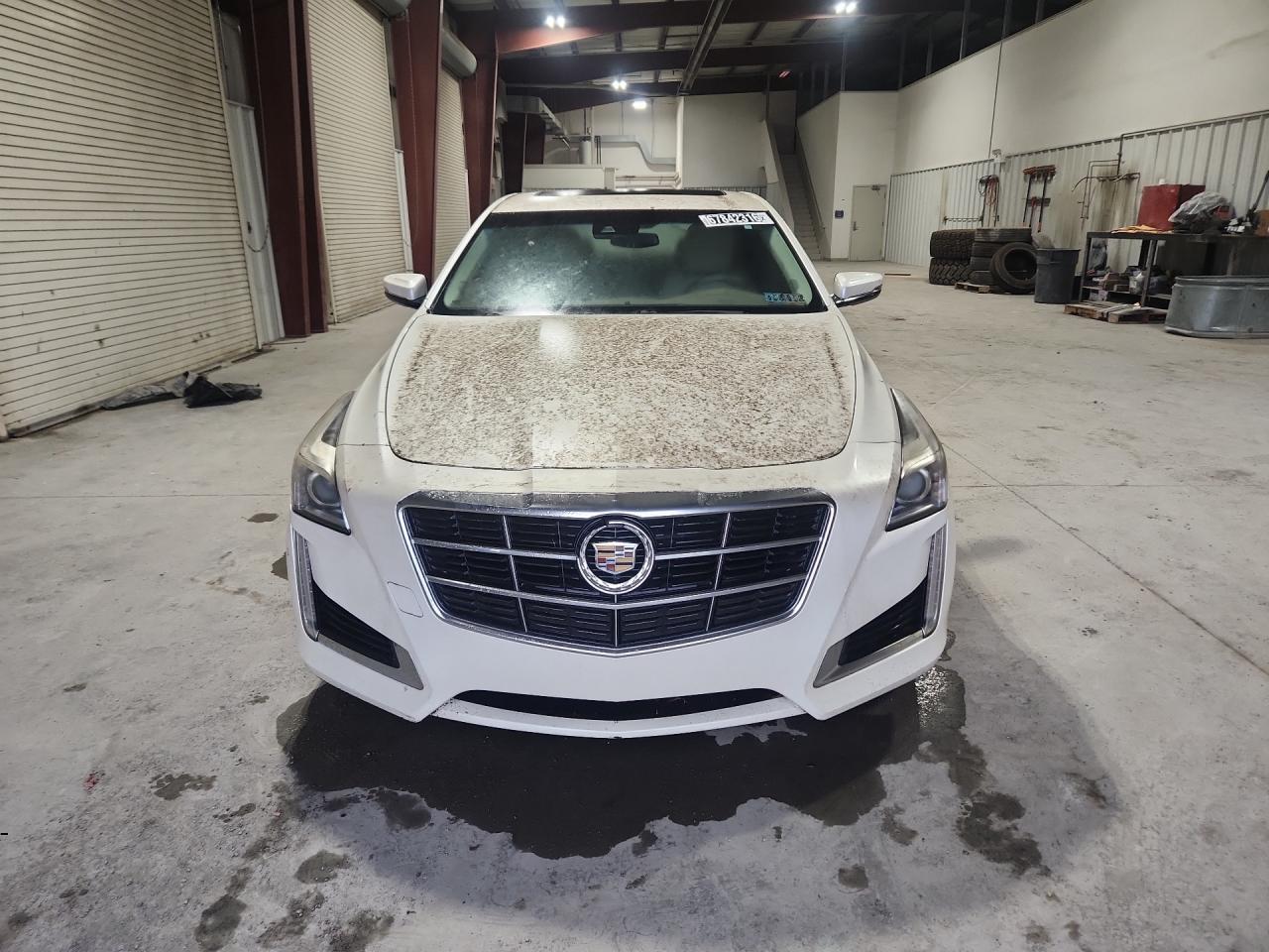2014 Cadillac Cts Luxury Collection White vin: 1G6AX5SX5E0148307 Damage: Front Bumper, Chipped, 2