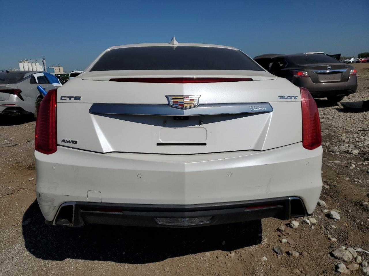 2018 Cadillac Cts Luxury White vin: 1G6AX5SX8J0159327