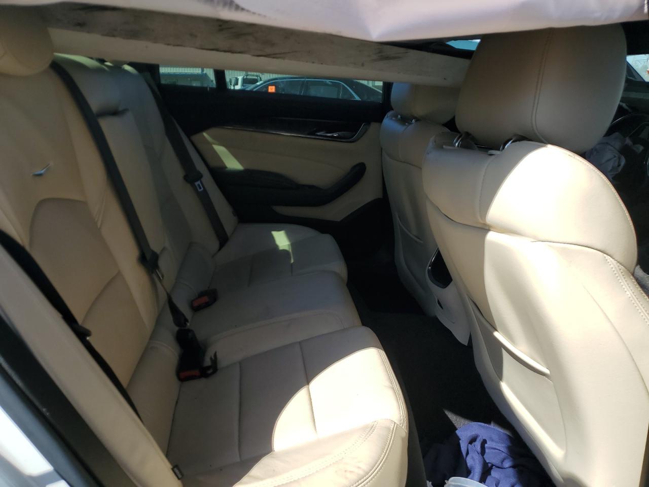2018 Cadillac Cts Luxury White vin: 1G6AX5SX8J0159327