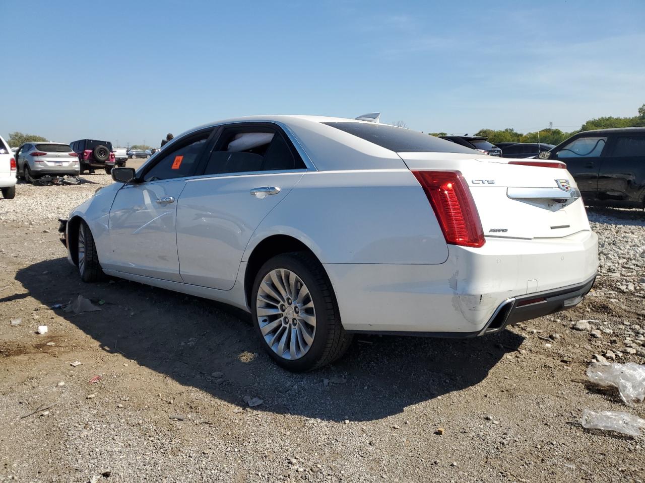 2018 Cadillac Cts Luxury White vin: 1G6AX5SX8J0159327