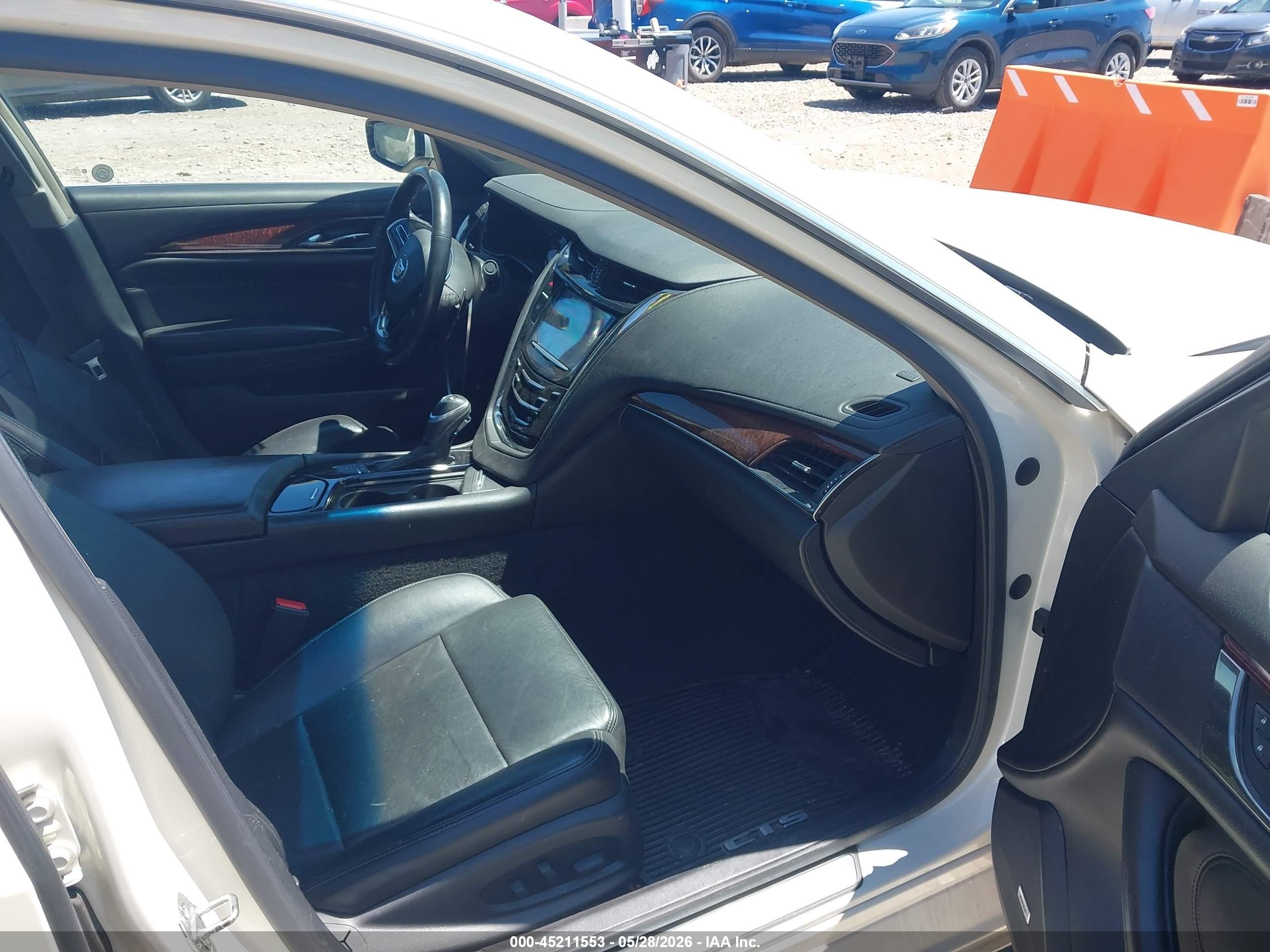 2014 Cadillac Cts Luxury White vin: 1G6AX5SX9E0150724