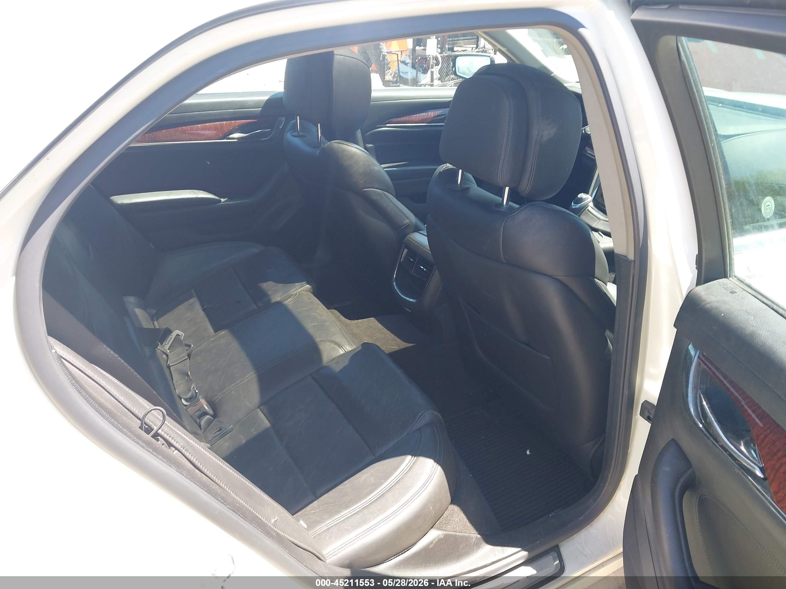 2014 Cadillac Cts Luxury White vin: 1G6AX5SX9E0150724