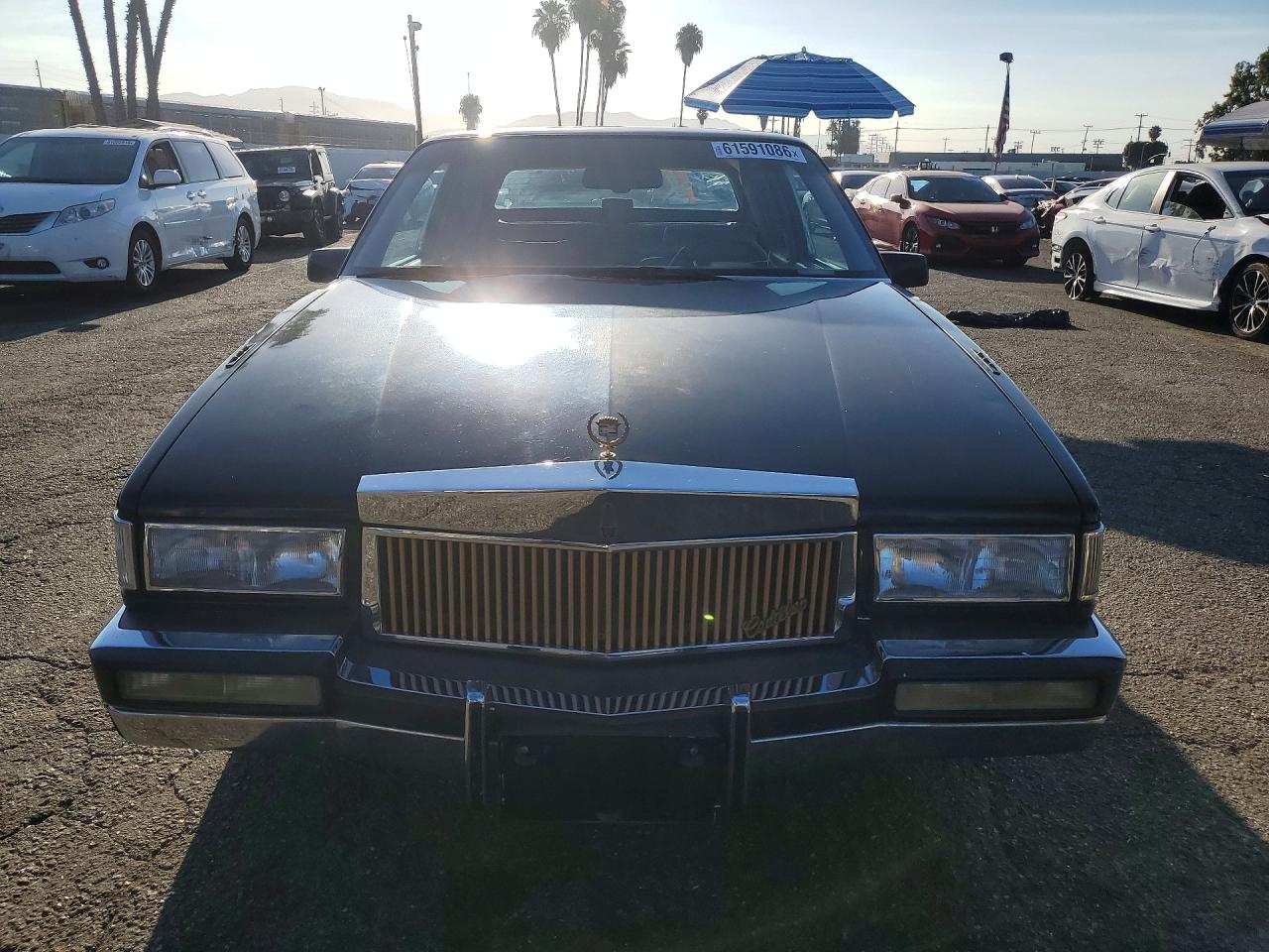 1990 Cadillac Fleetwood Black vin: 1G6CB1330L4206115
