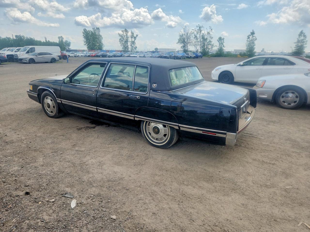 1991 Cadillac Fleetwood Black vin: 1G6CB53B5M4319350