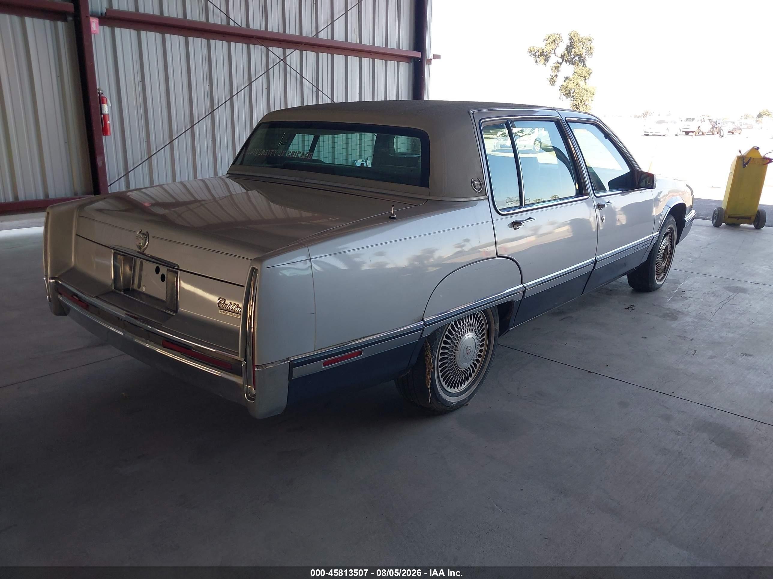 1991 Cadillac Fleetwood   Silver vin: 1G6CB53B8M4225625