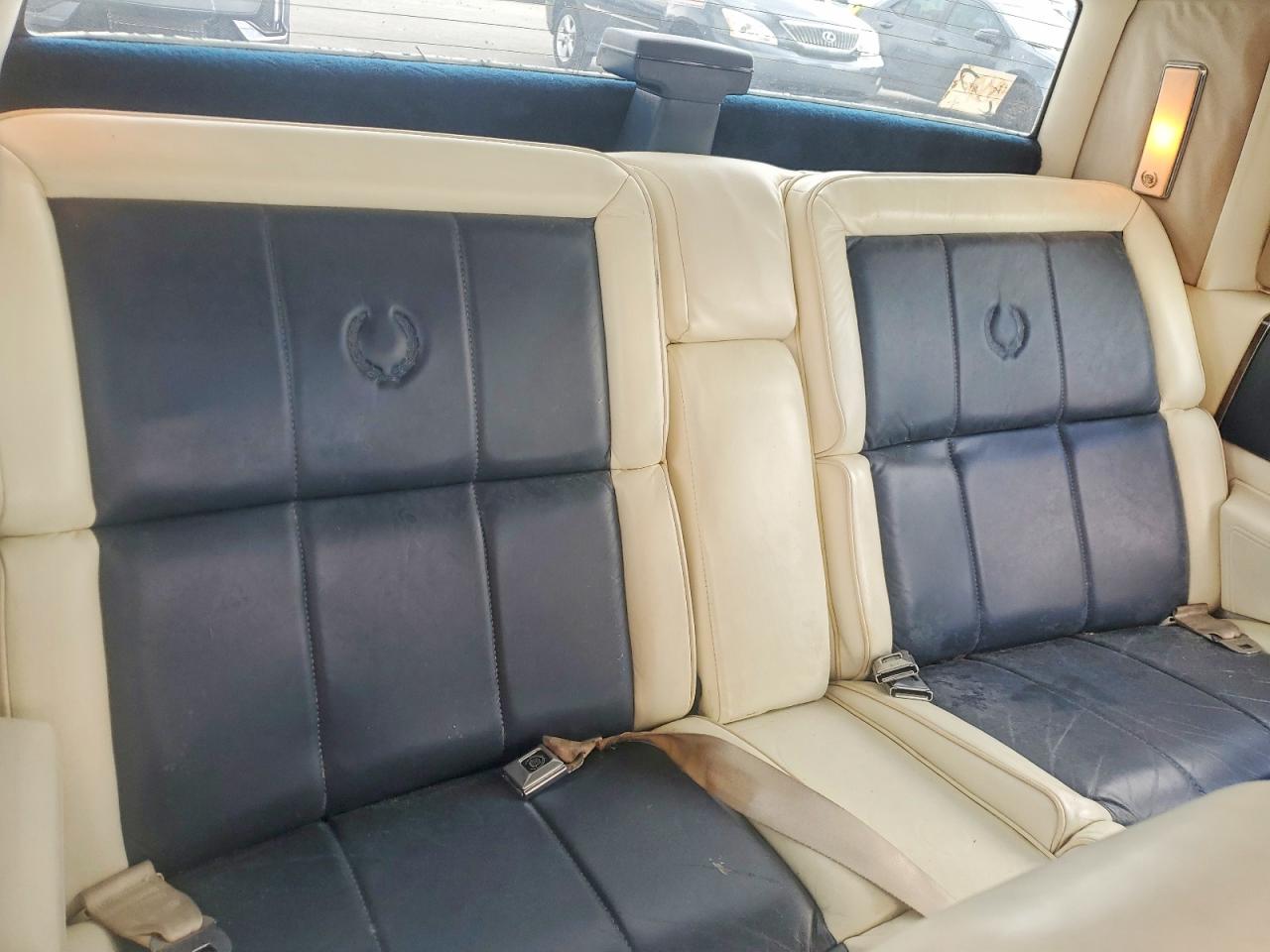 1988 Cadillac Deville White vin: 1G6CD1150J4301933