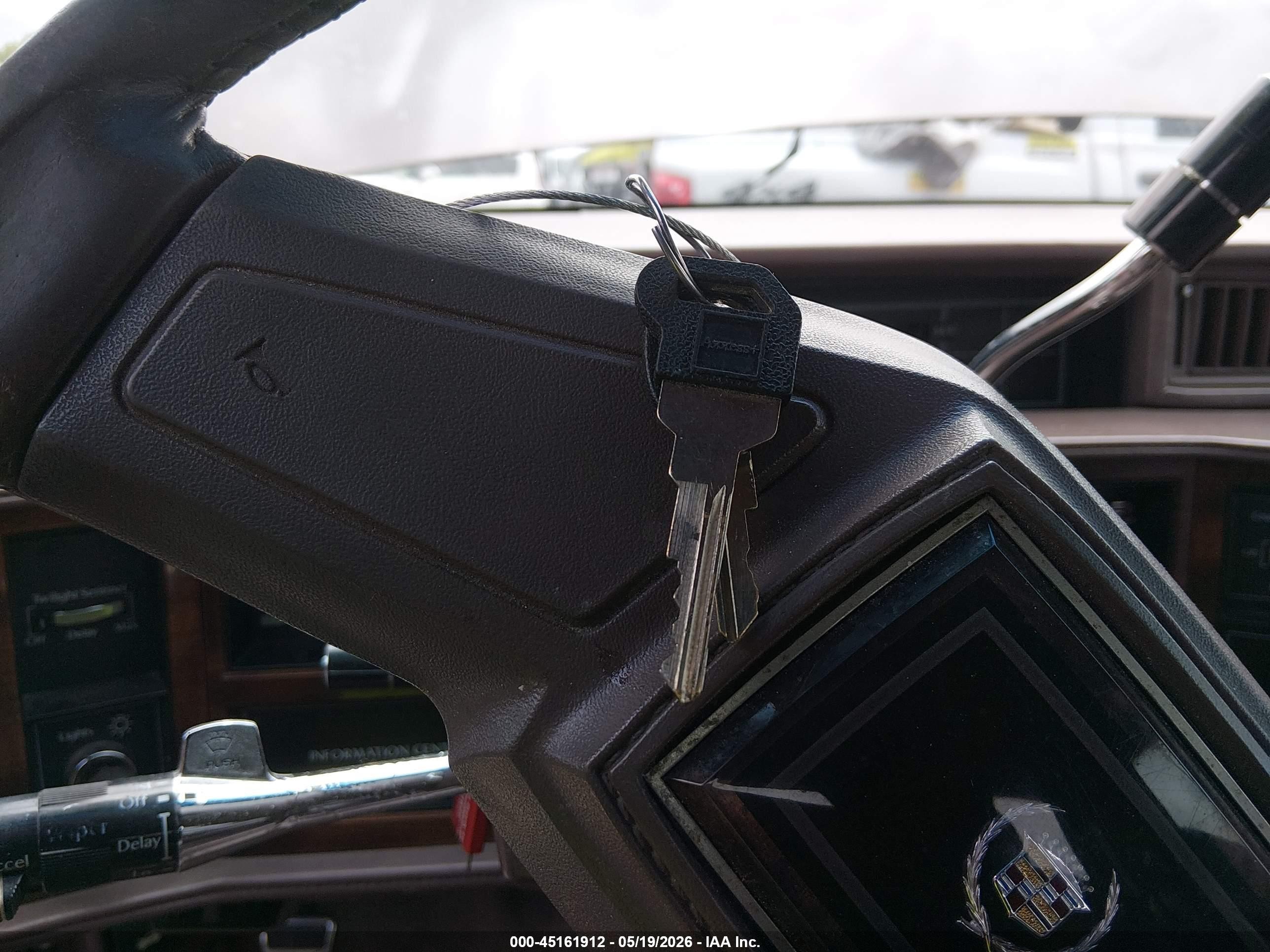 1988 Cadillac Deville   Brown vin: 1G6CD1152J4328051
