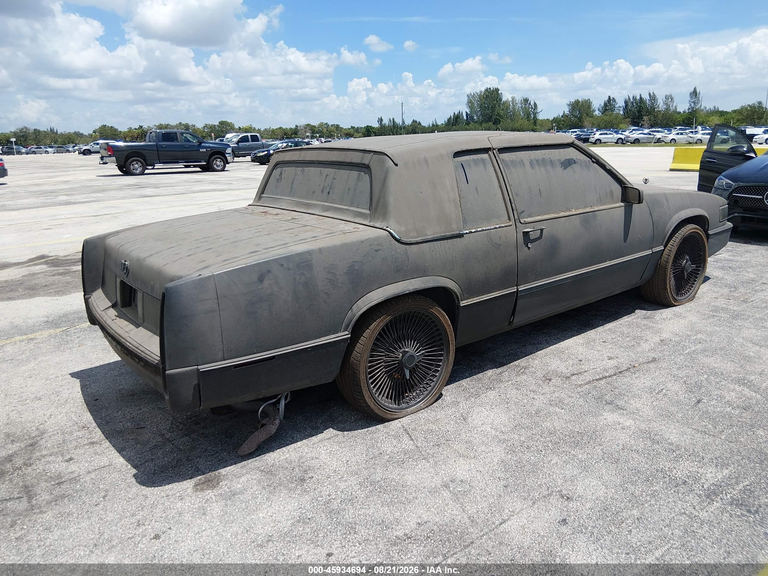 1989 Cadillac Deville   Black vin: 1G6CD1156K4312971