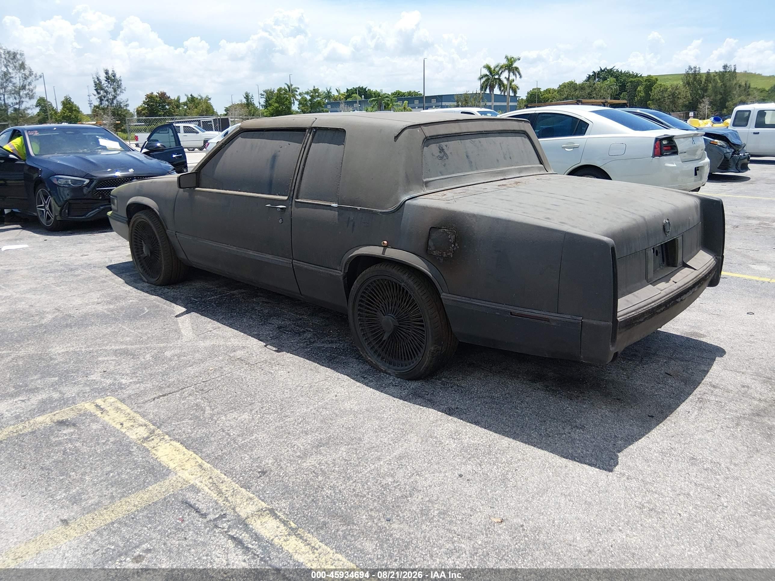 1989 Cadillac Deville   Black vin: 1G6CD1156K4312971
