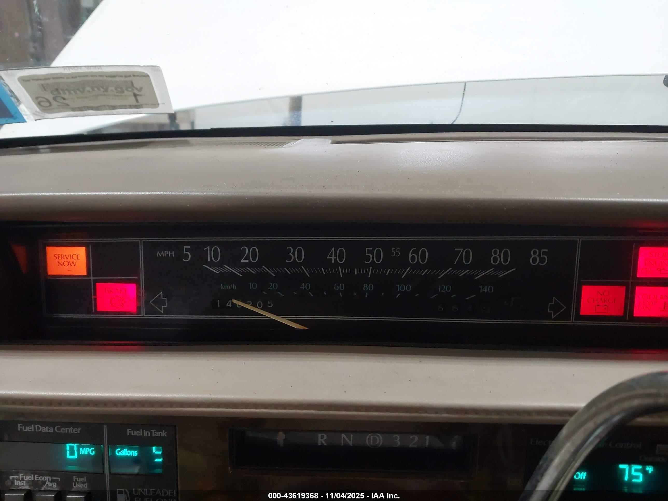 1988 Cadillac Deville   Белый vin: 1G6CD5152J4320443