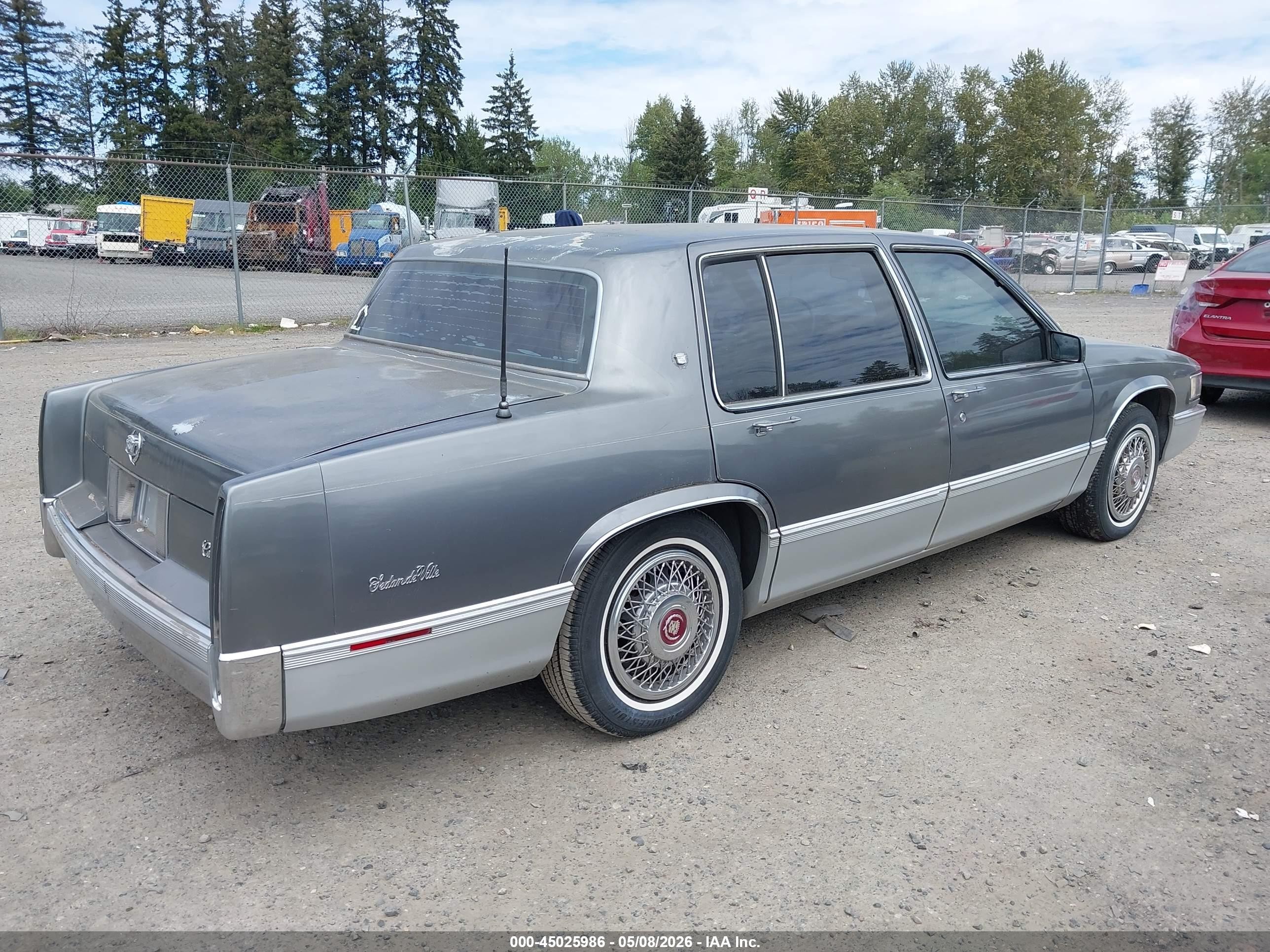 1989 Cadillac Deville   Gray vin: 1G6CD5152K4331492