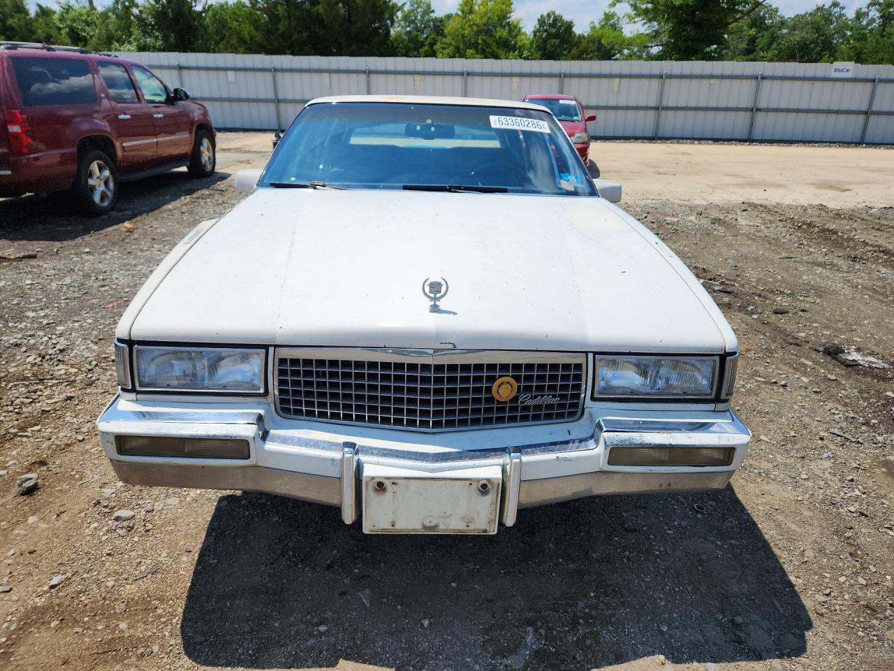 1989 Cadillac De Ville White vin: 1G6CD5155K4347203