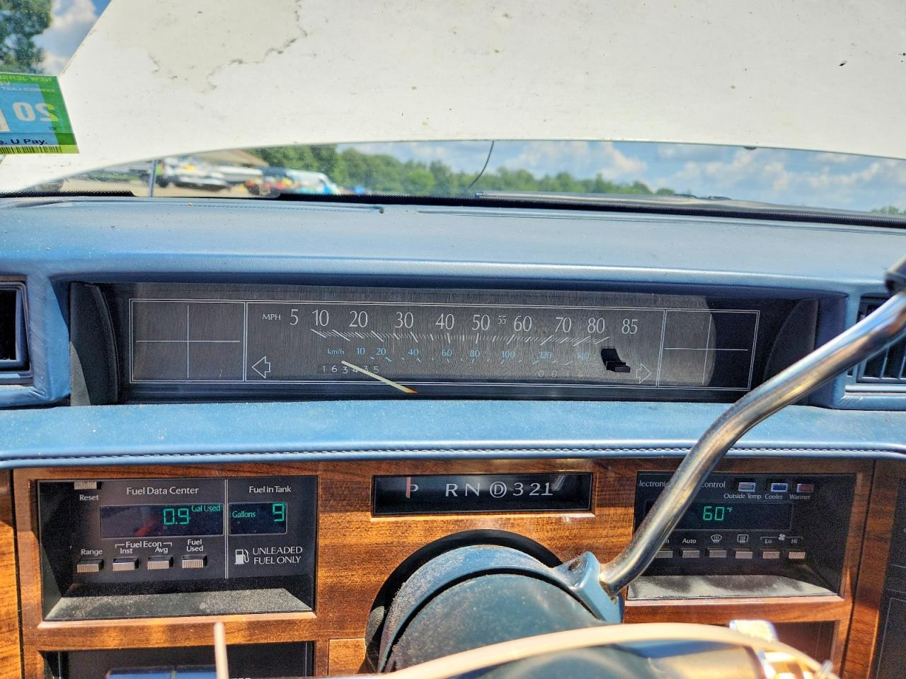 1989 Cadillac De Ville White vin: 1G6CD5155K4347203
