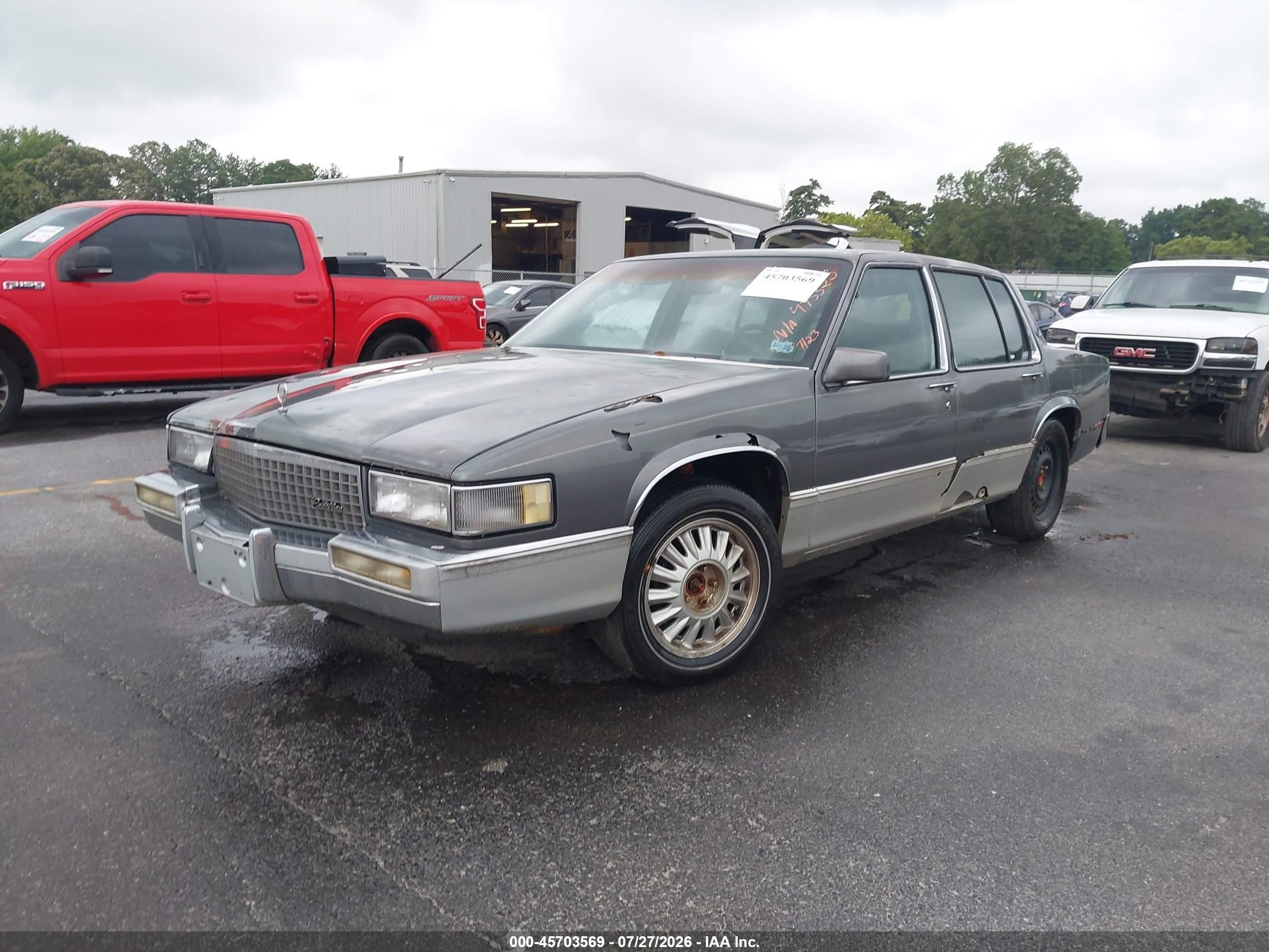 1989 Cadillac Deville   Gray vin: 1G6CD5156K4373325