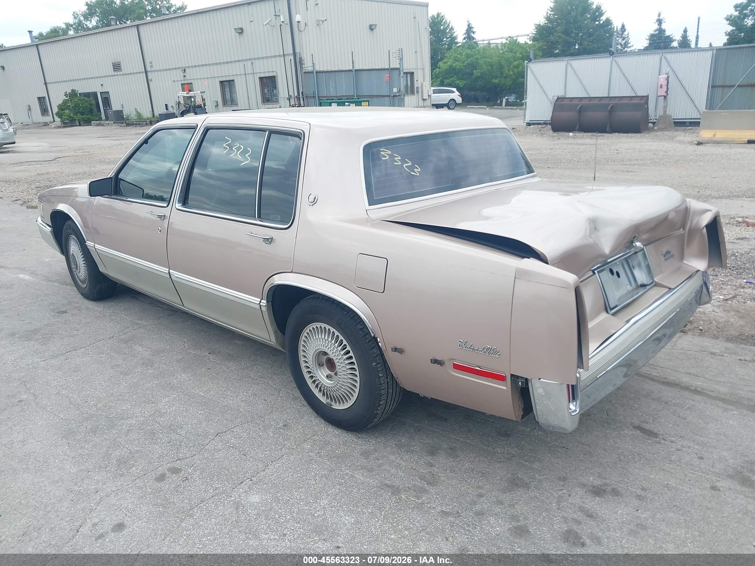 1990 Cadillac Deville Желто-коричневый vin: 1G6CD5331L4321842