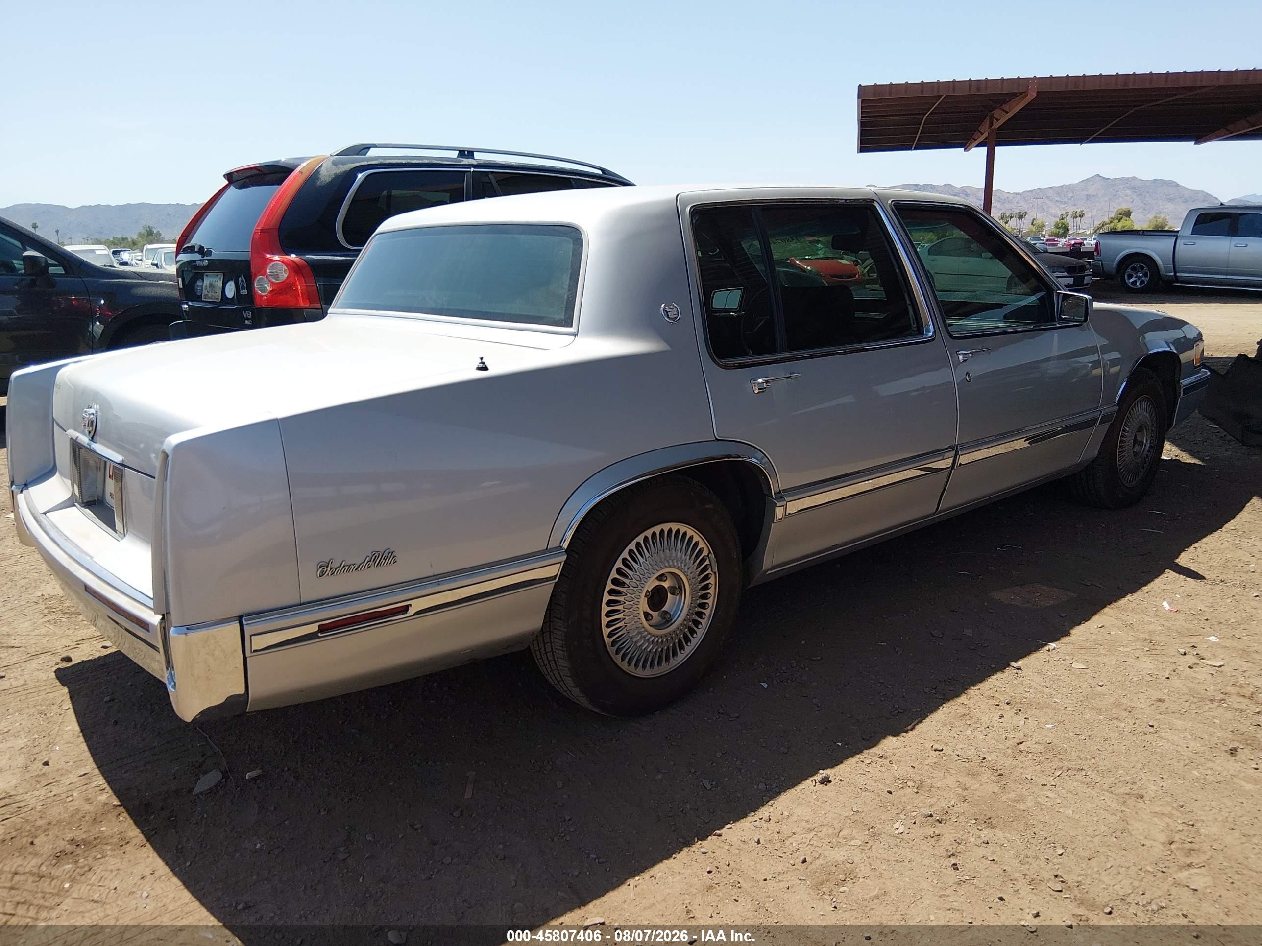 1993 Cadillac Deville   Silver vin: 1G6CD53B0P4313857