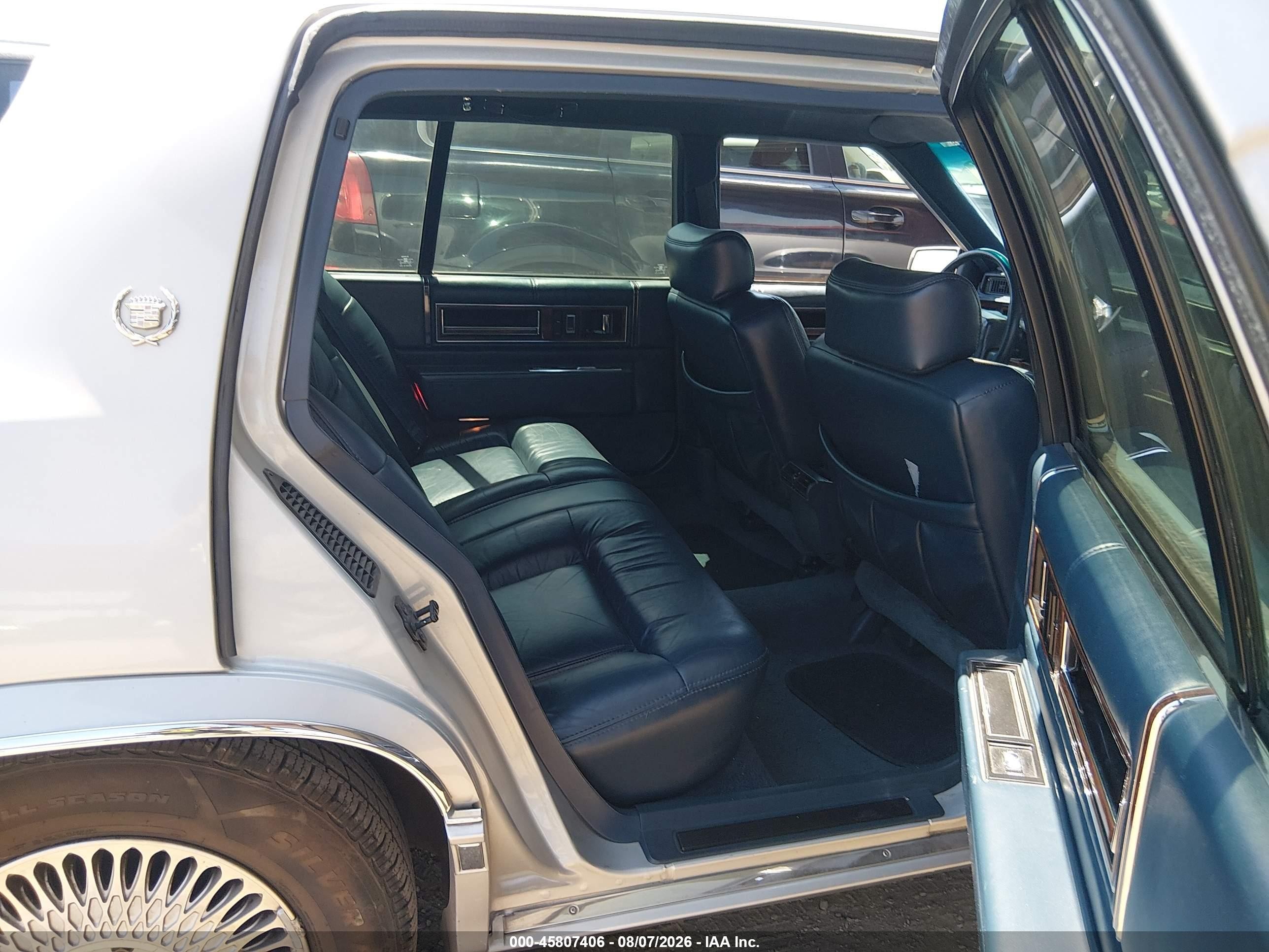 1993 Cadillac Deville   Silver vin: 1G6CD53B0P4313857